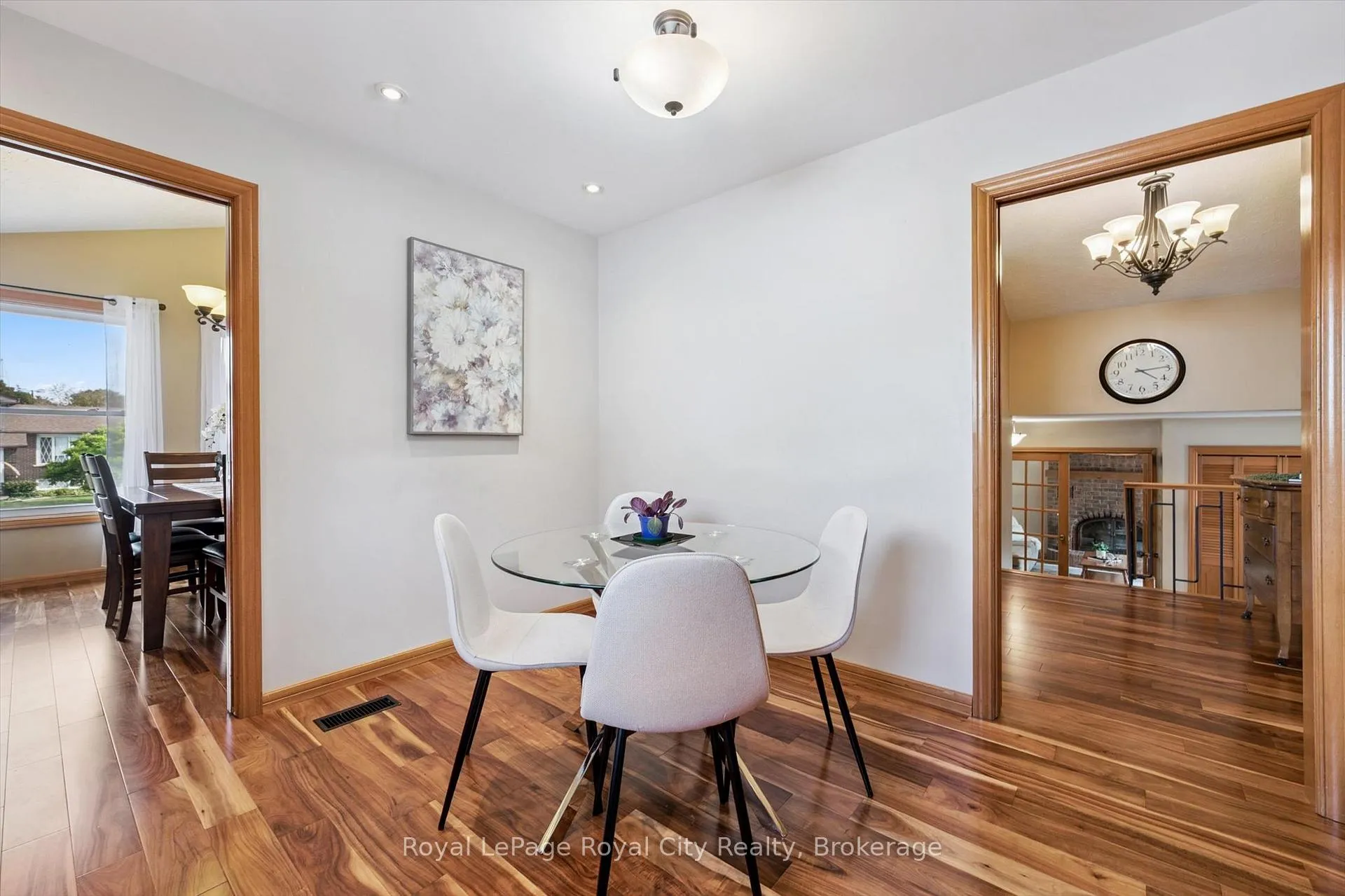 Photo 18 of 28 Wimbledon Road, Guelph, Willow West/Sugarbush/West Acres — HOMEH