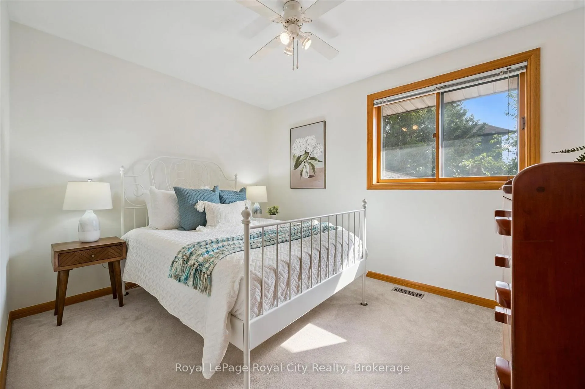 Photo 22 of 28 Wimbledon Road, Guelph, Willow West/Sugarbush/West Acres — HOMEH