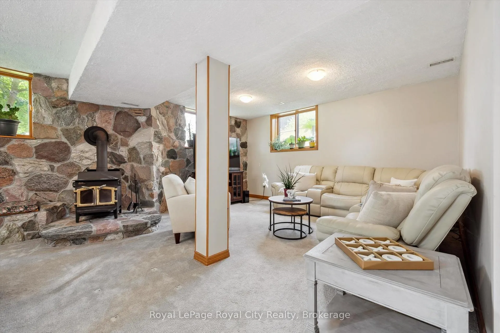 Photo 26 of 28 Wimbledon Road, Guelph, Willow West/Sugarbush/West Acres — HOMEH