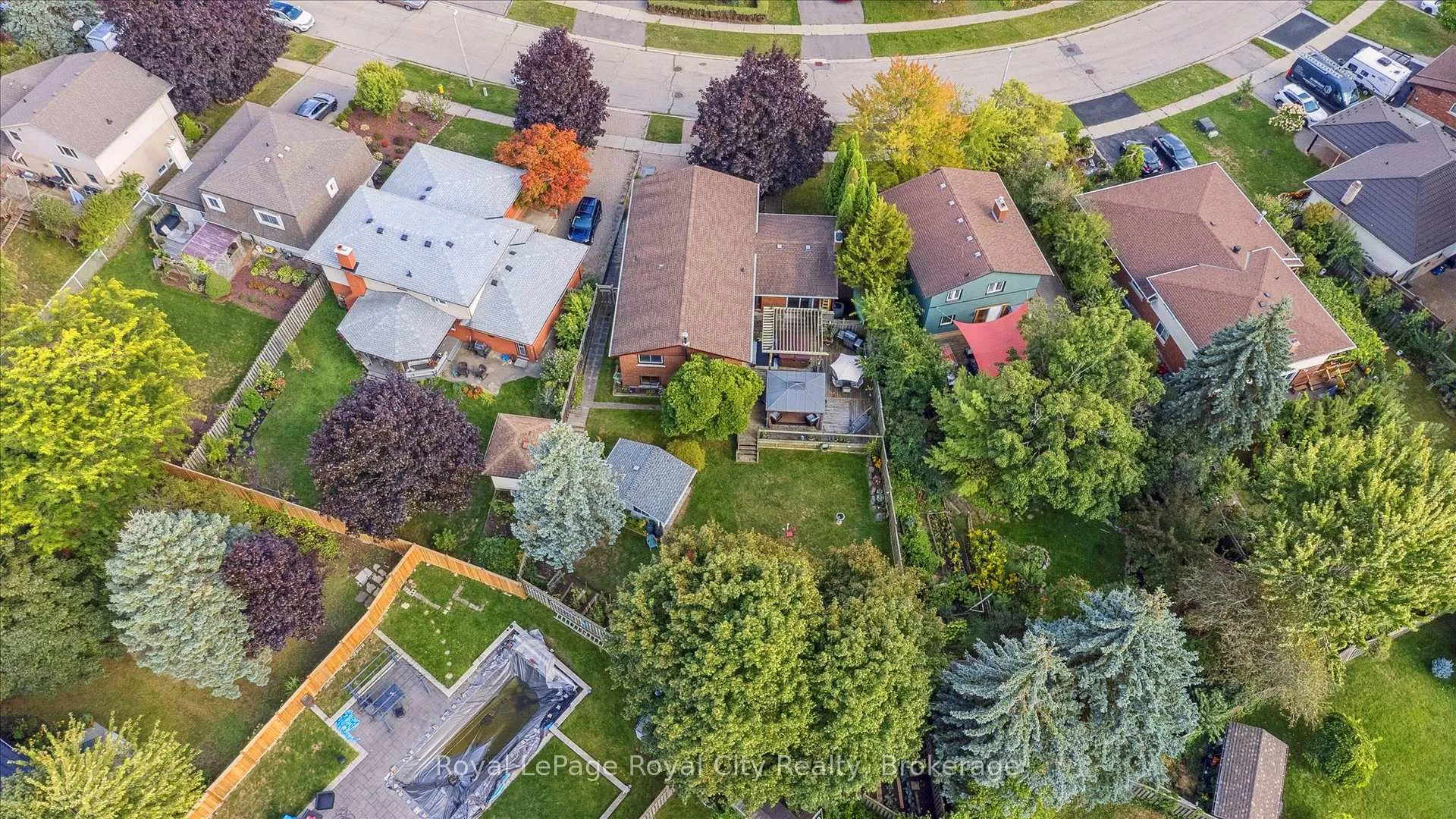 Photo 39 of 28 Wimbledon Road, Guelph, Willow West/Sugarbush/West Acres — HOMEH