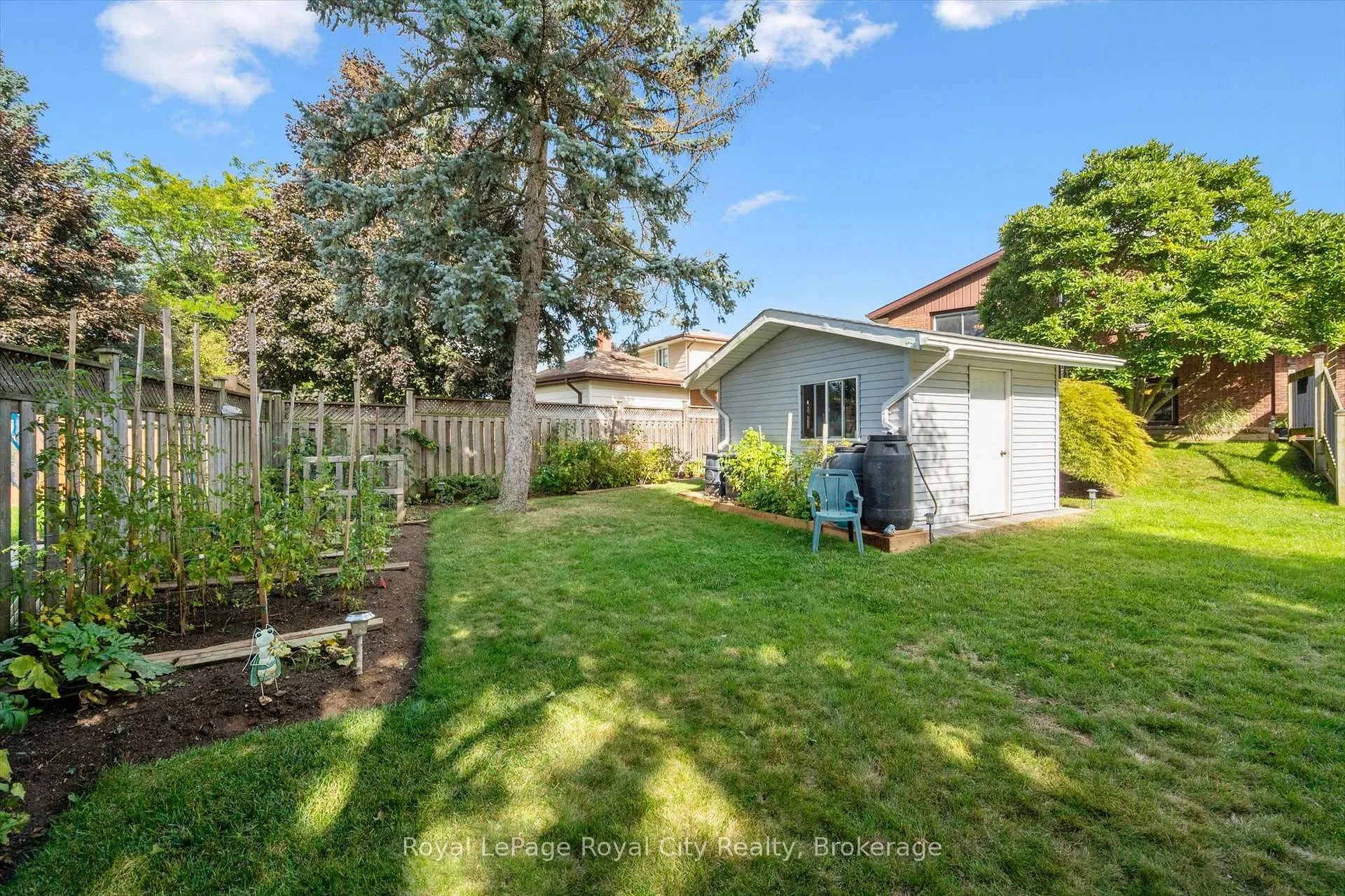 Photo 43 of 28 Wimbledon Road, Guelph, Willow West/Sugarbush/West Acres — HOMEH