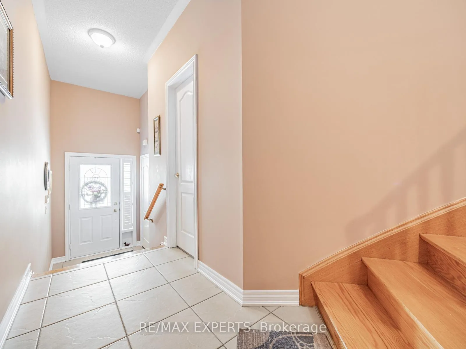 Photo 2 of 97 Diploma Avenue, Vaughan, Sonoma Heights — HOMEH