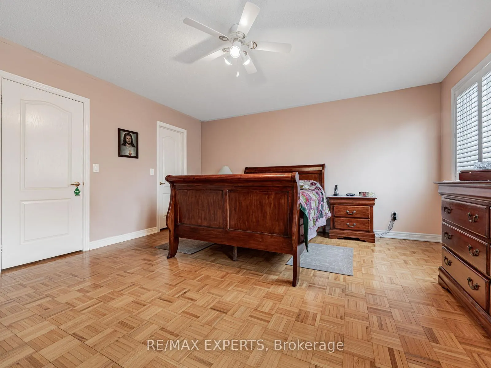 Photo 17 of 97 Diploma Avenue, Vaughan, Sonoma Heights — HOMEH