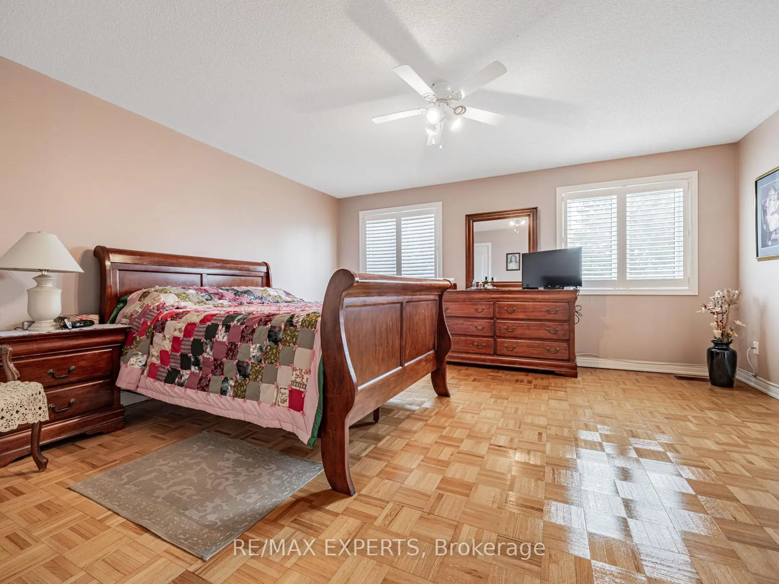Photo 18 of 97 Diploma Avenue, Vaughan, Sonoma Heights — HOMEH