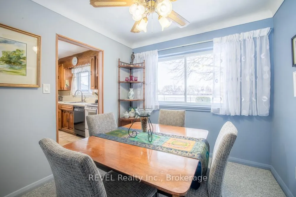 Photo 9 of 87 Royal Manor Drive, St. Catharines, Carlton/Bunting — HOMEH