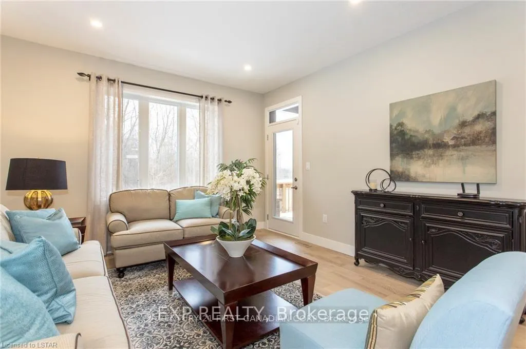 Photo 14 of 2244 Evans Boulevard, London, South U — HOMEH