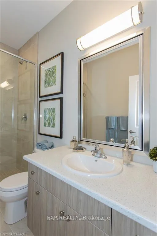 Photo 20 of 2244 Evans Boulevard, London, South U — HOMEH