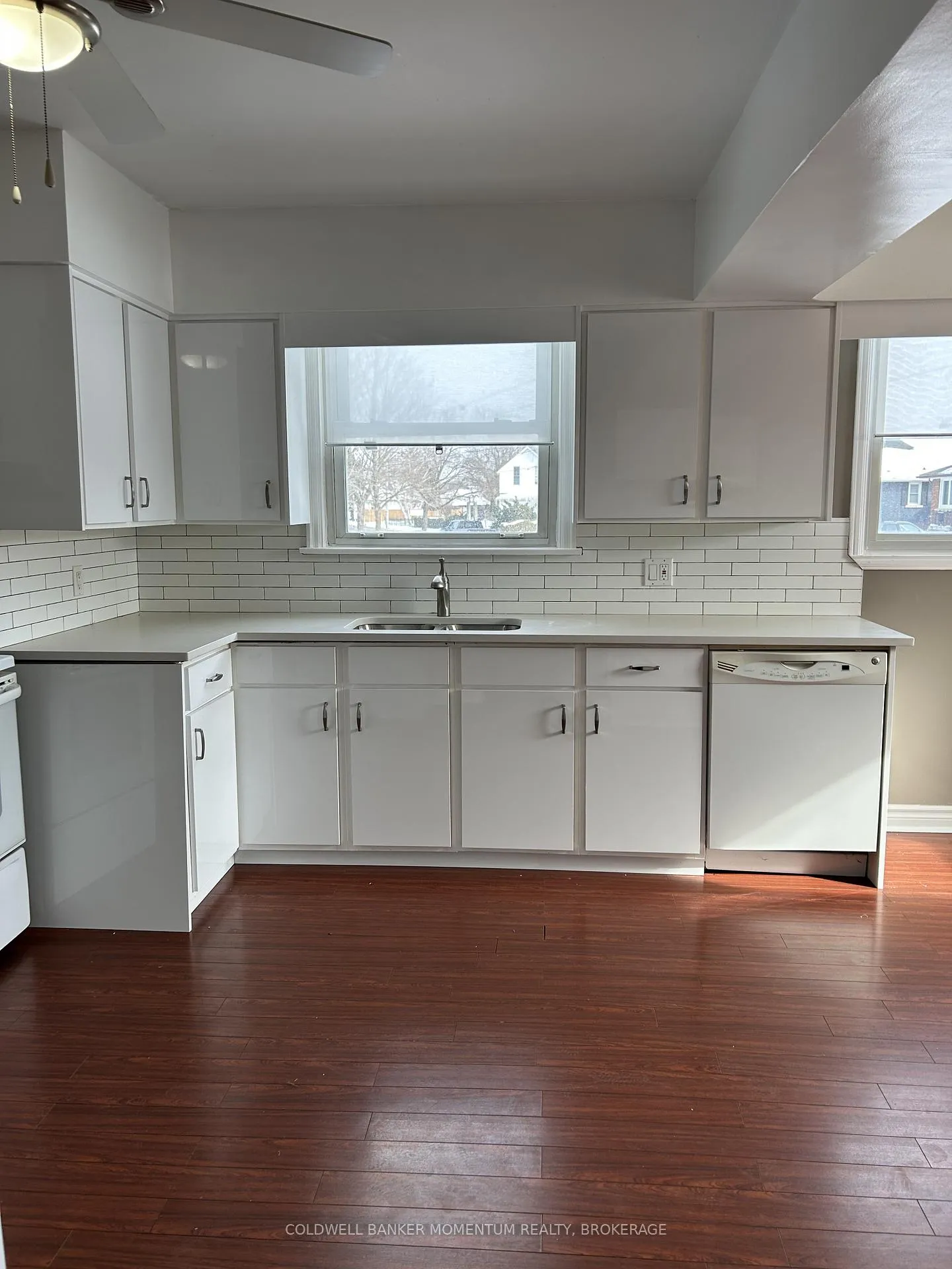 Photo 7 of Unit Unit 1, 303 Carlton Street, St. Catharines, Fairview — HOMEH