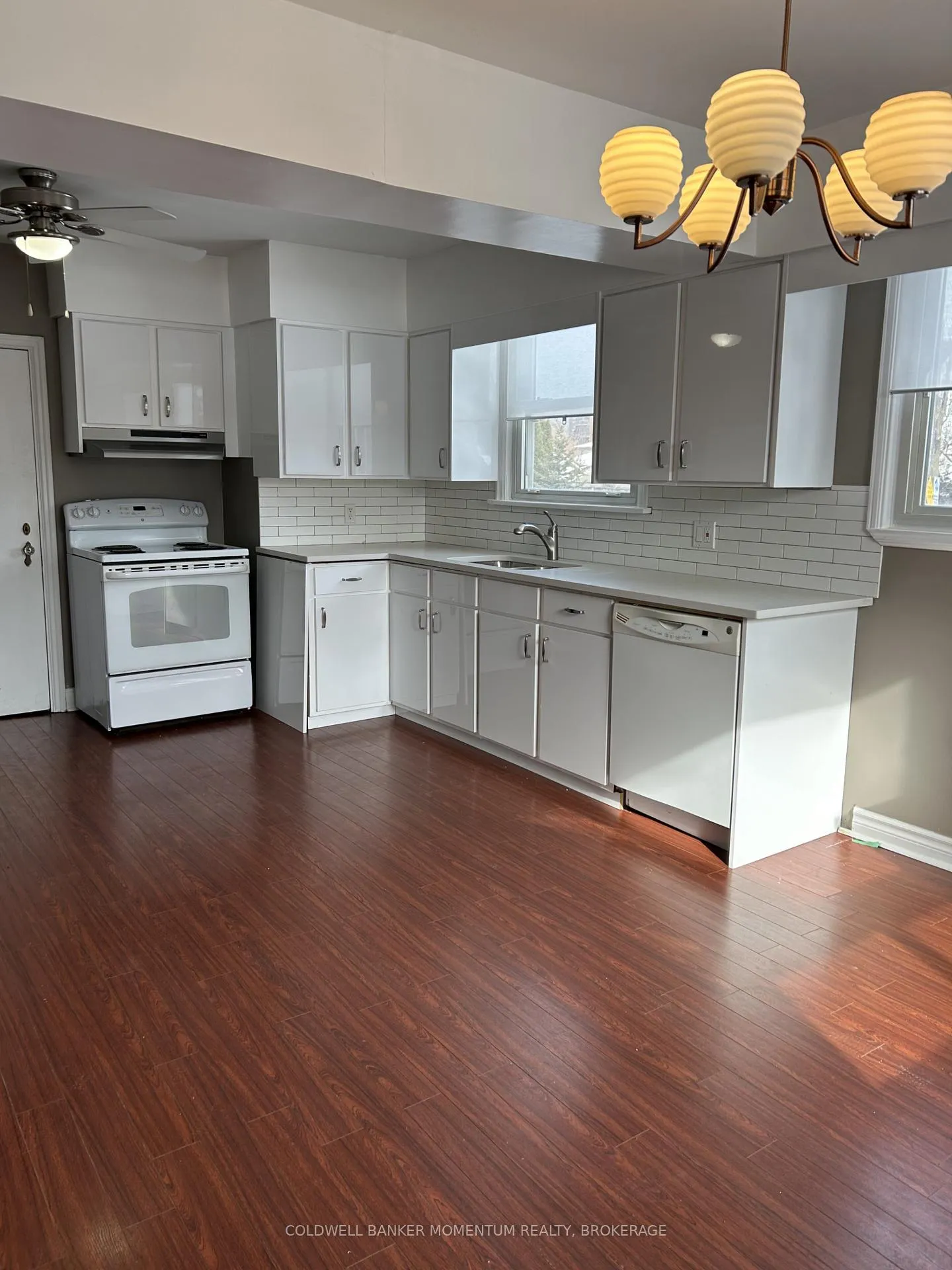 Photo 8 of Unit Unit 1, 303 Carlton Street, St. Catharines, Fairview — HOMEH