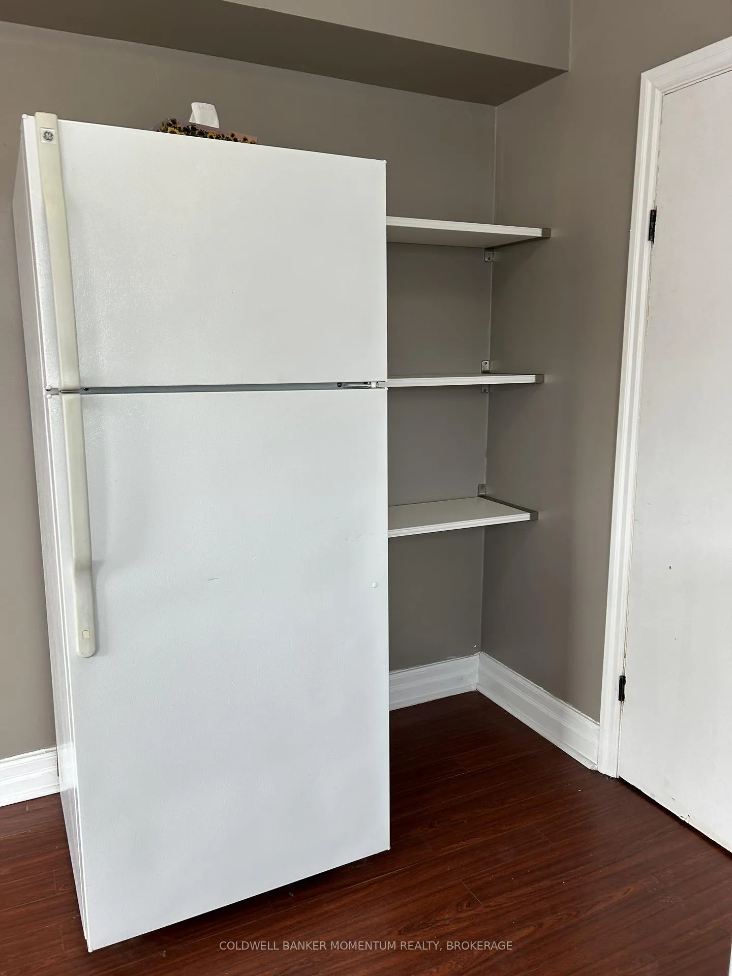 Photo 12 of Unit Unit 1, 303 Carlton Street, St. Catharines, Fairview — HOMEH
