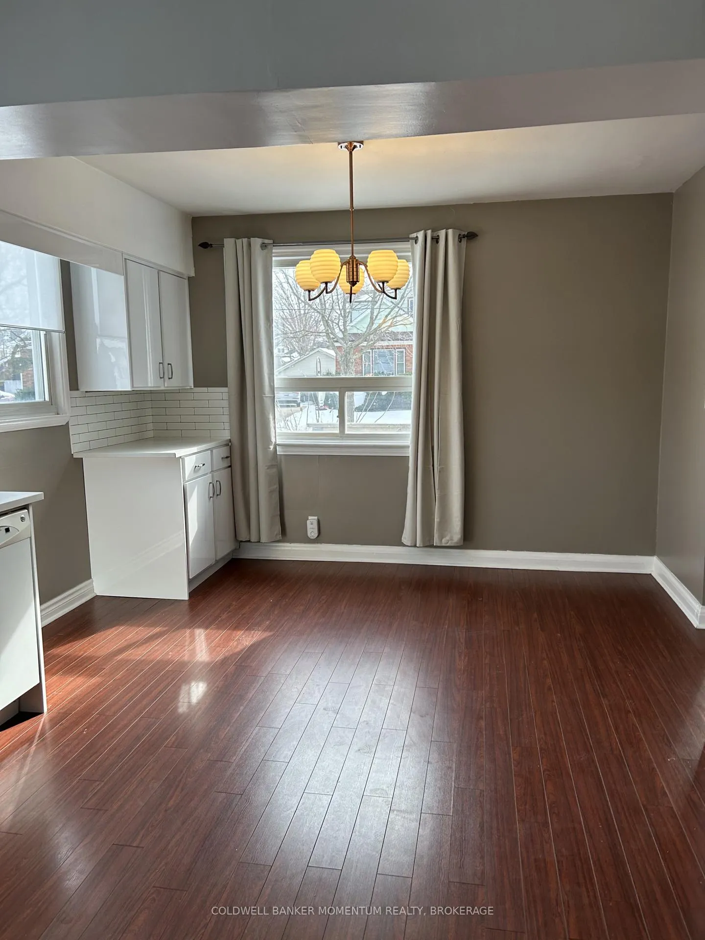 Photo 13 of Unit Unit 1, 303 Carlton Street, St. Catharines, Fairview — HOMEH