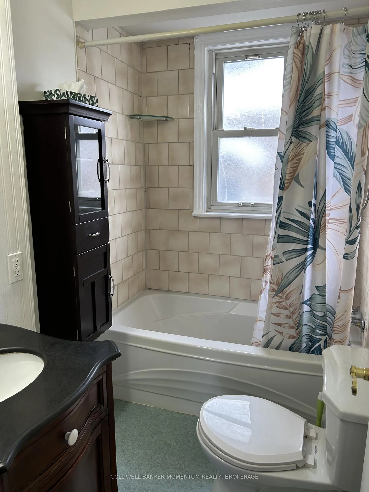 Photo 14 of Unit Unit 1, 303 Carlton Street, St. Catharines, Fairview — HOMEH