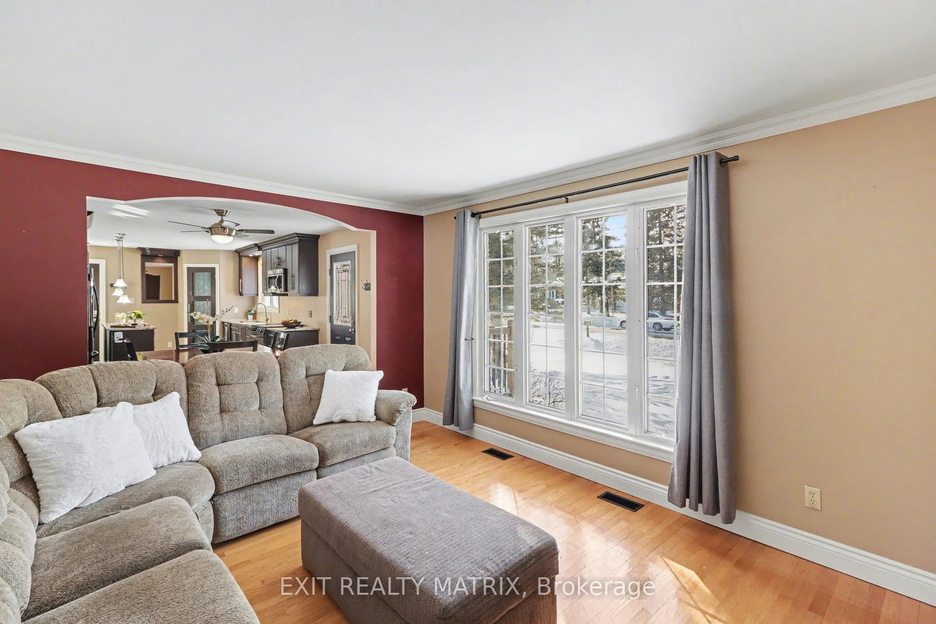 Photo 4 of 4603 Anderson Road E, Ottawa, Carlsbad Springs — HOMEH
