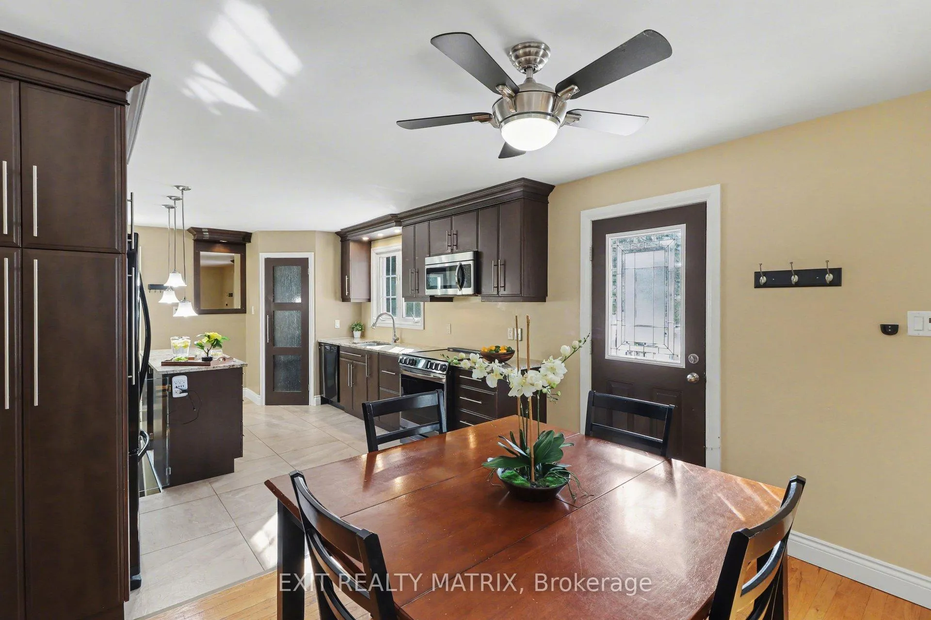 Photo 8 of 4603 Anderson Road E, Ottawa, Carlsbad Springs — HOMEH
