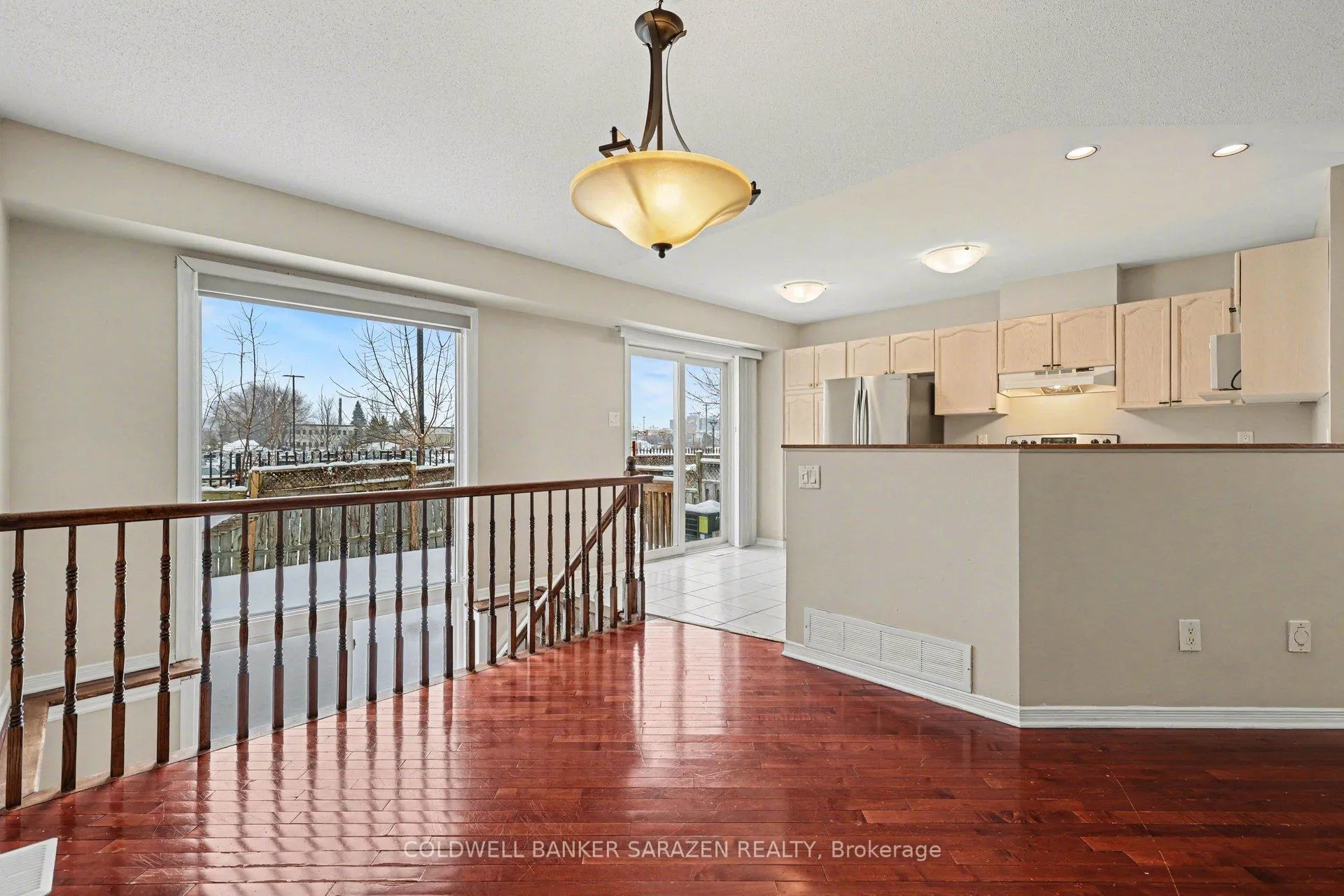 Photo 6 of 61 Scout Street, Ottawa, Central Park — HOMEH