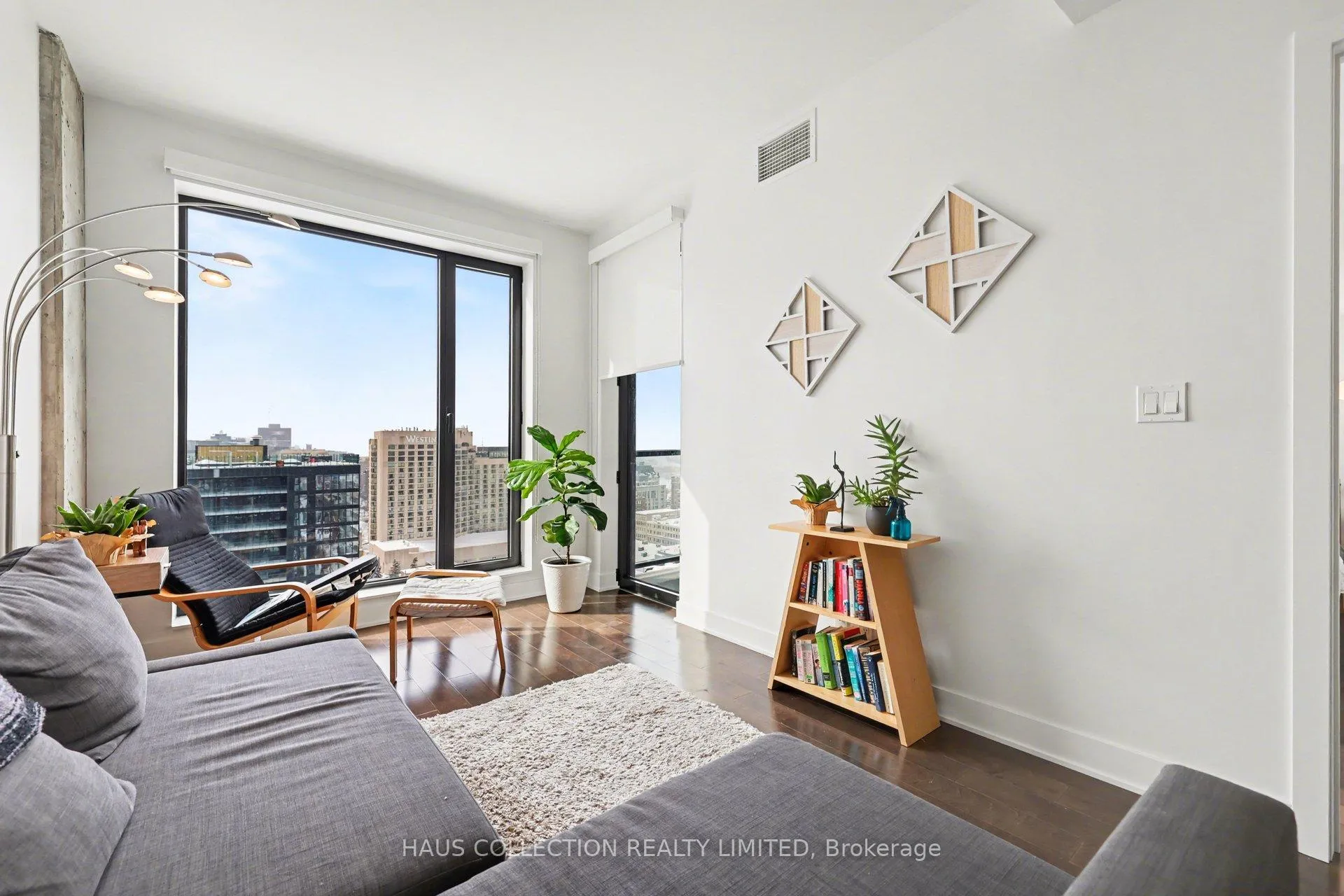 Photo 2 of Unit 2207, 20 Daly Avenue, Ottawa, Sandy Hill — HOMEH