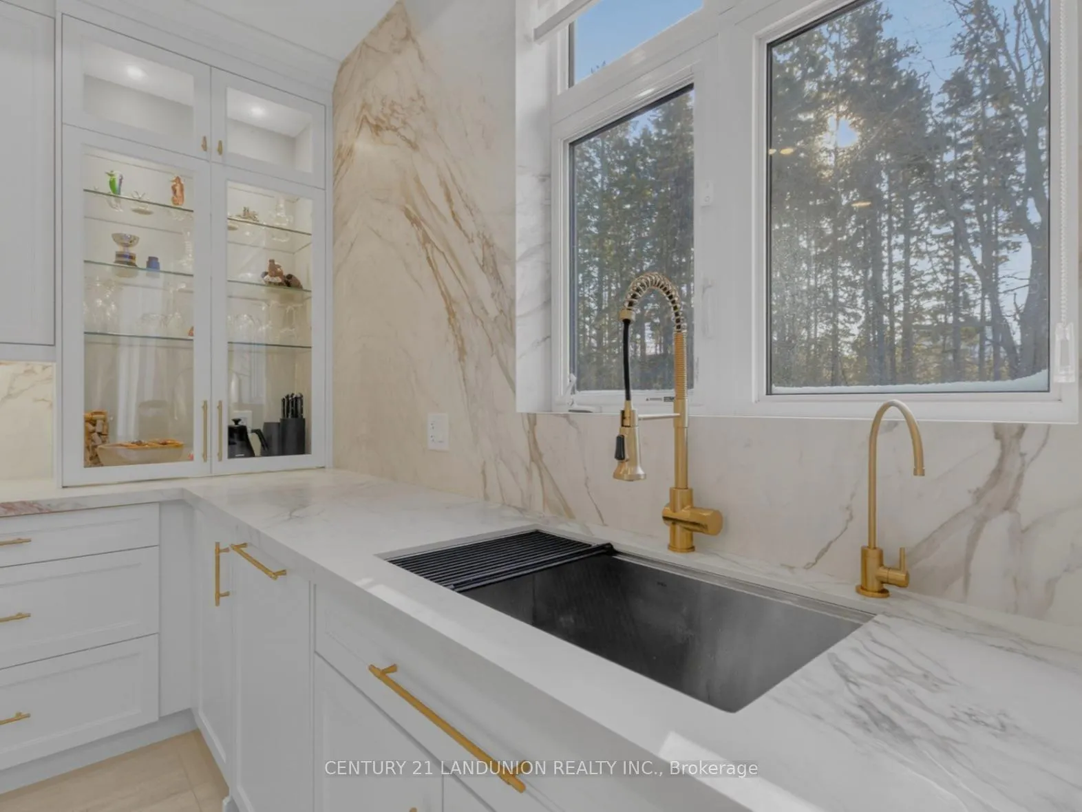 Photo 5 of 29 Calla Trail, Aurora, Aurora Estates — HOMEH