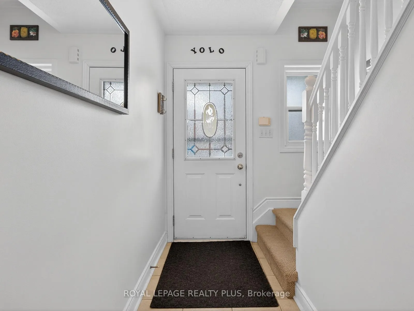 Photo 4 of 707 Inverary Road, Burlington, Shoreacres — HOMEH