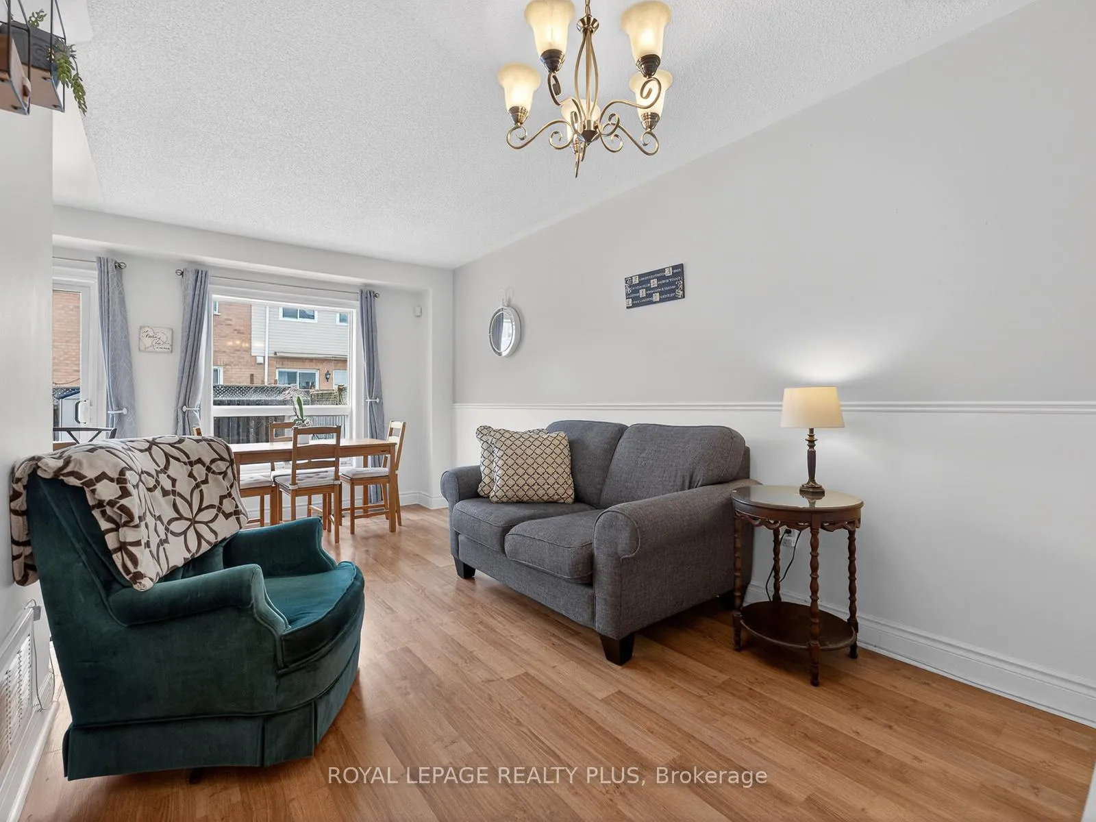 Photo 9 of 707 Inverary Road, Burlington, Shoreacres — HOMEH