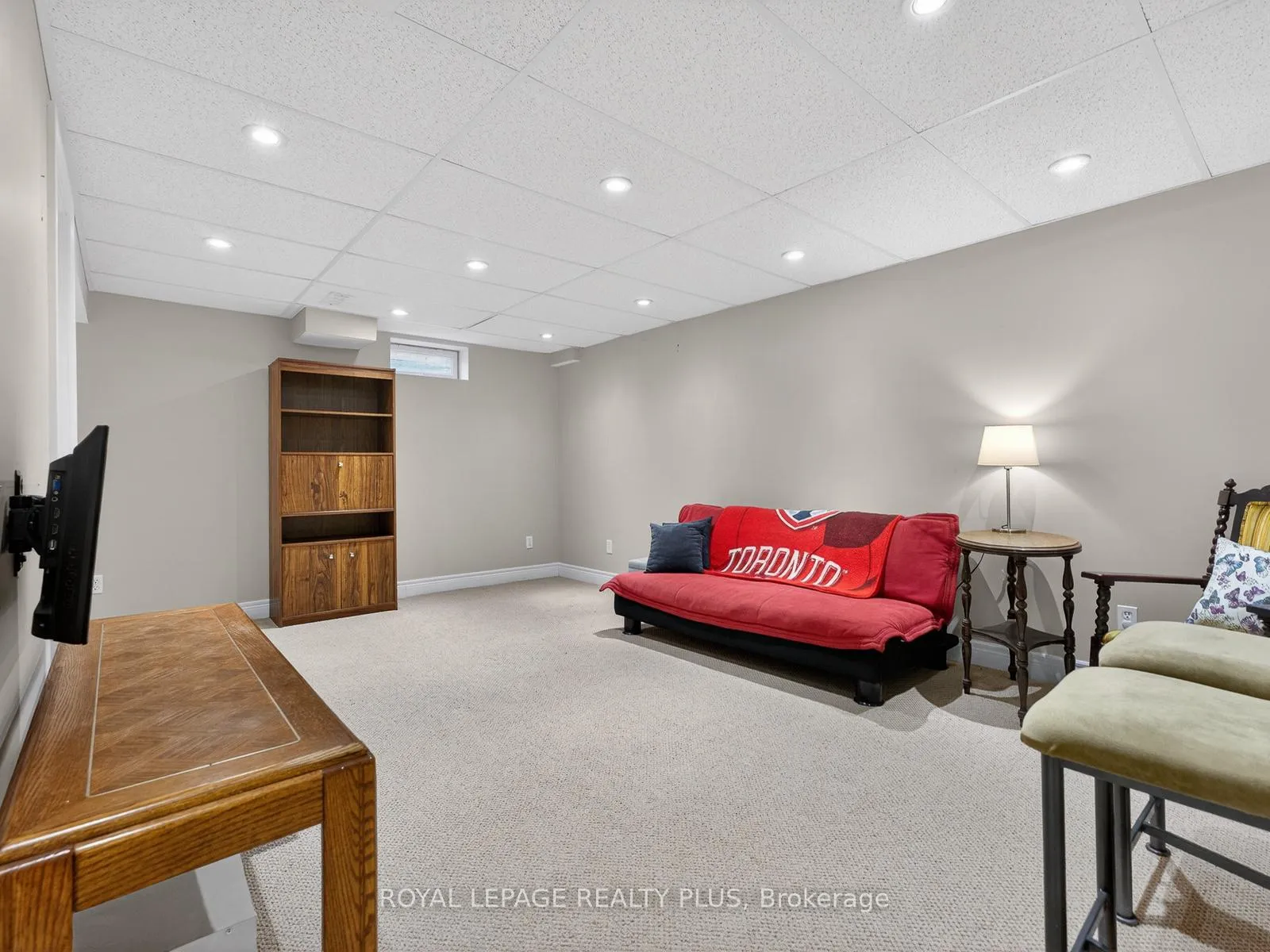 Photo 28 of 707 Inverary Road, Burlington, Shoreacres — HOMEH