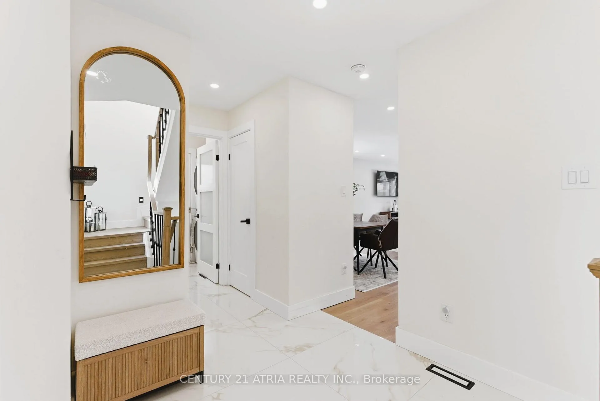 Photo 12 of 7 Michener Crescent, Markham, Raymerville — HOMEH