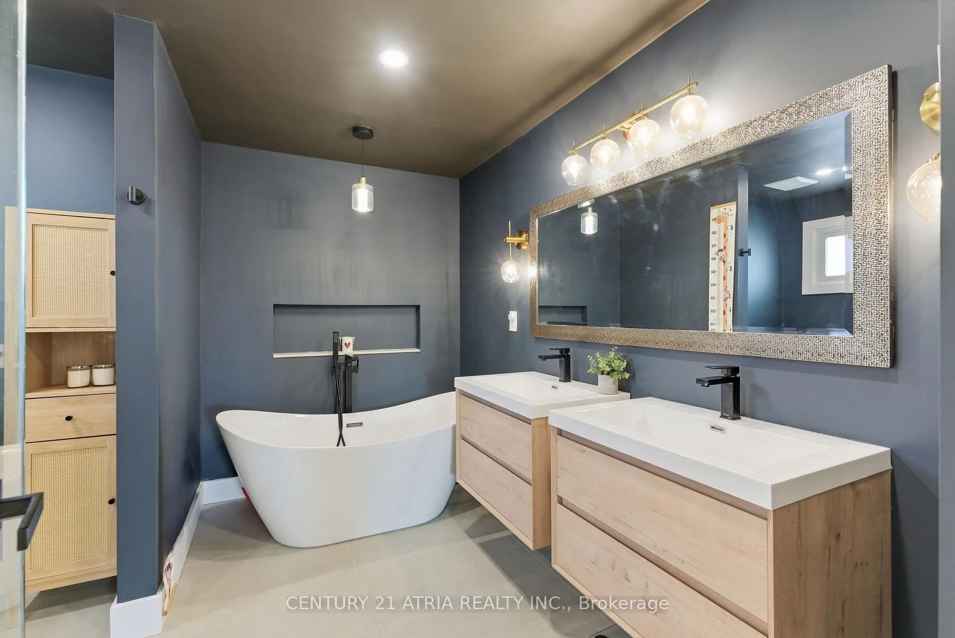Photo 18 of 7 Michener Crescent, Markham, Raymerville — HOMEH