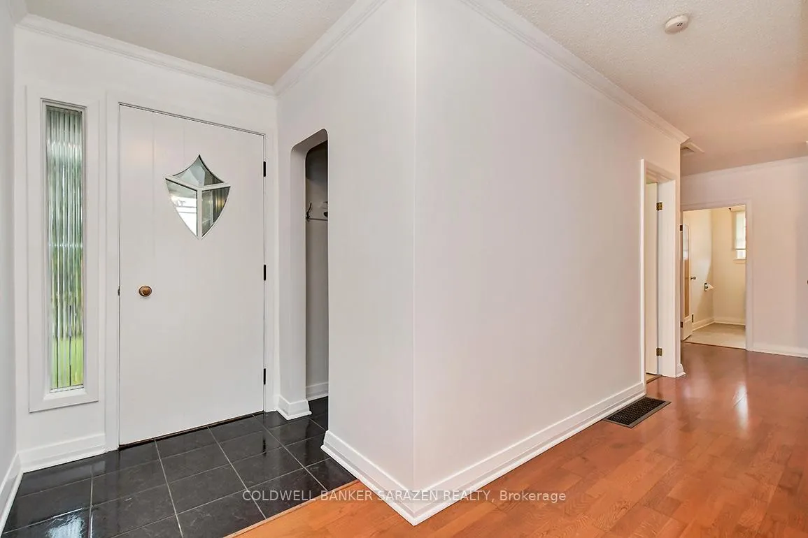 Photo 3 of 5495 Bank Street, Ottawa, Leitrim — HOMEH