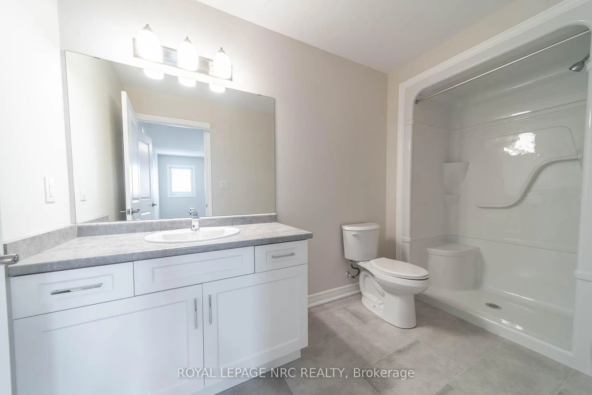 Photo 17 of 52 Wilson Drive, Thorold, Hurricane/Merrittville — HOMEH