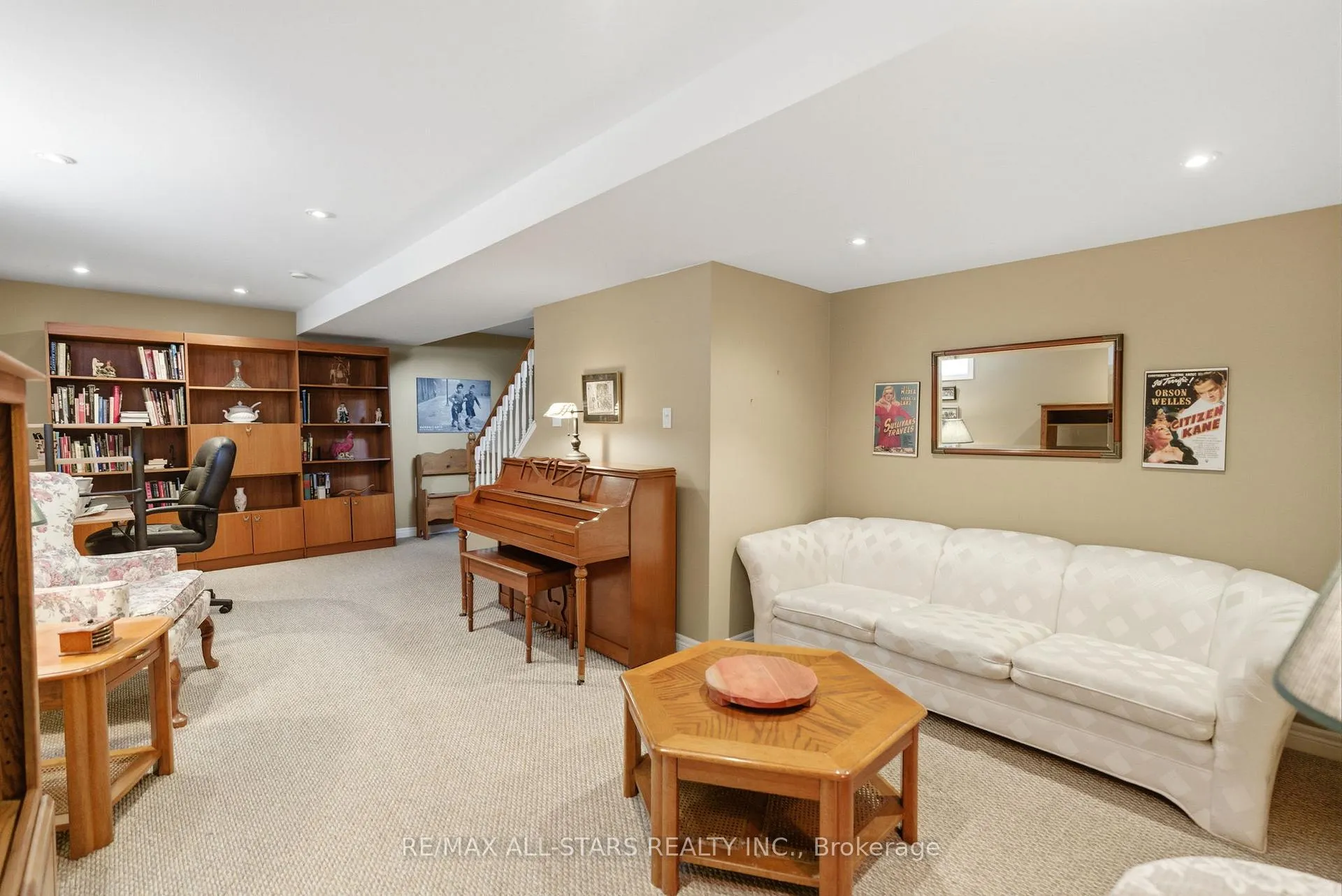 Photo 36 of 8 Colonel Sharpe Crescent, Uxbridge — HOMEH