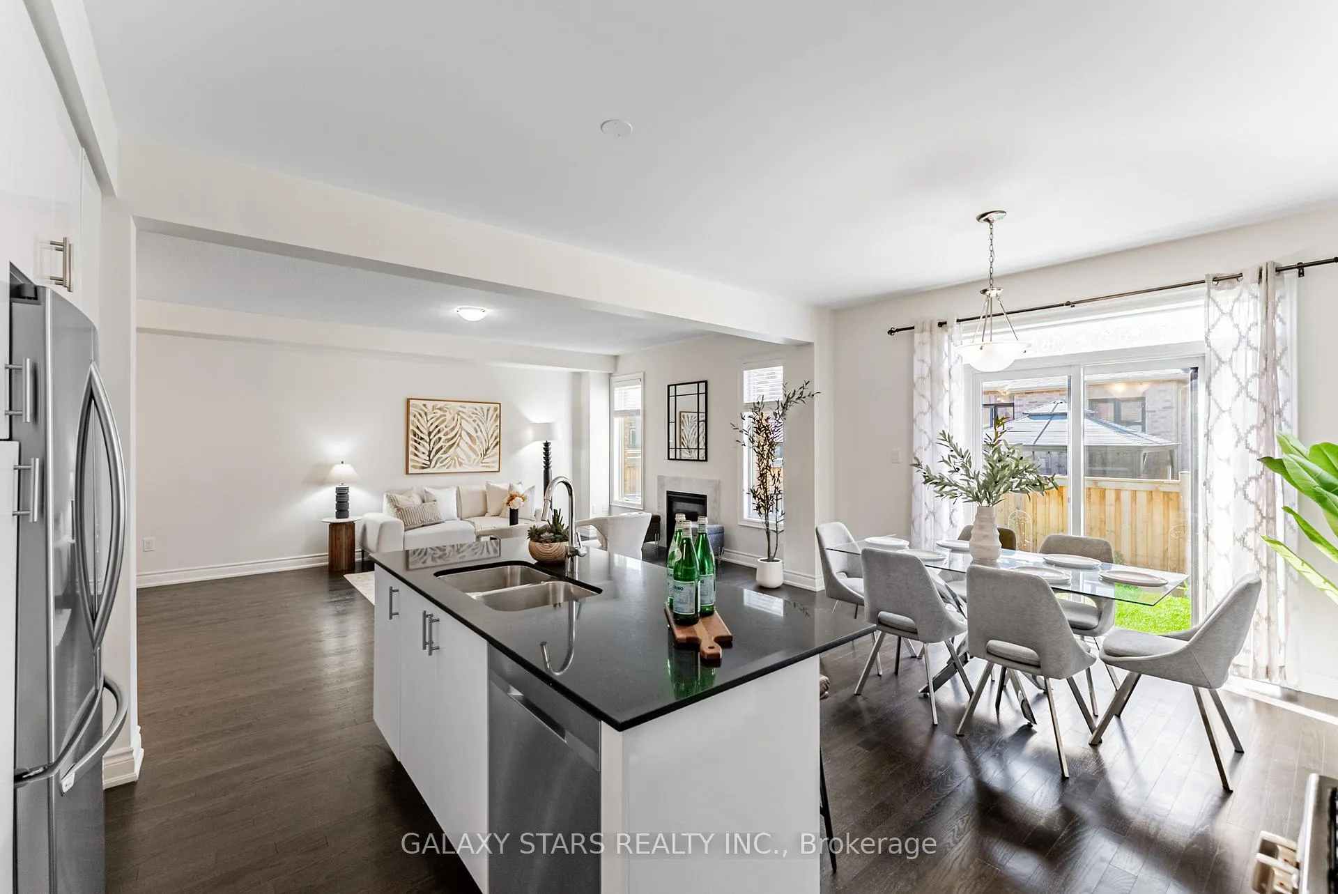 Photo 12 of 1226 Mcphedran Point, Milton, Ford — HOMEH