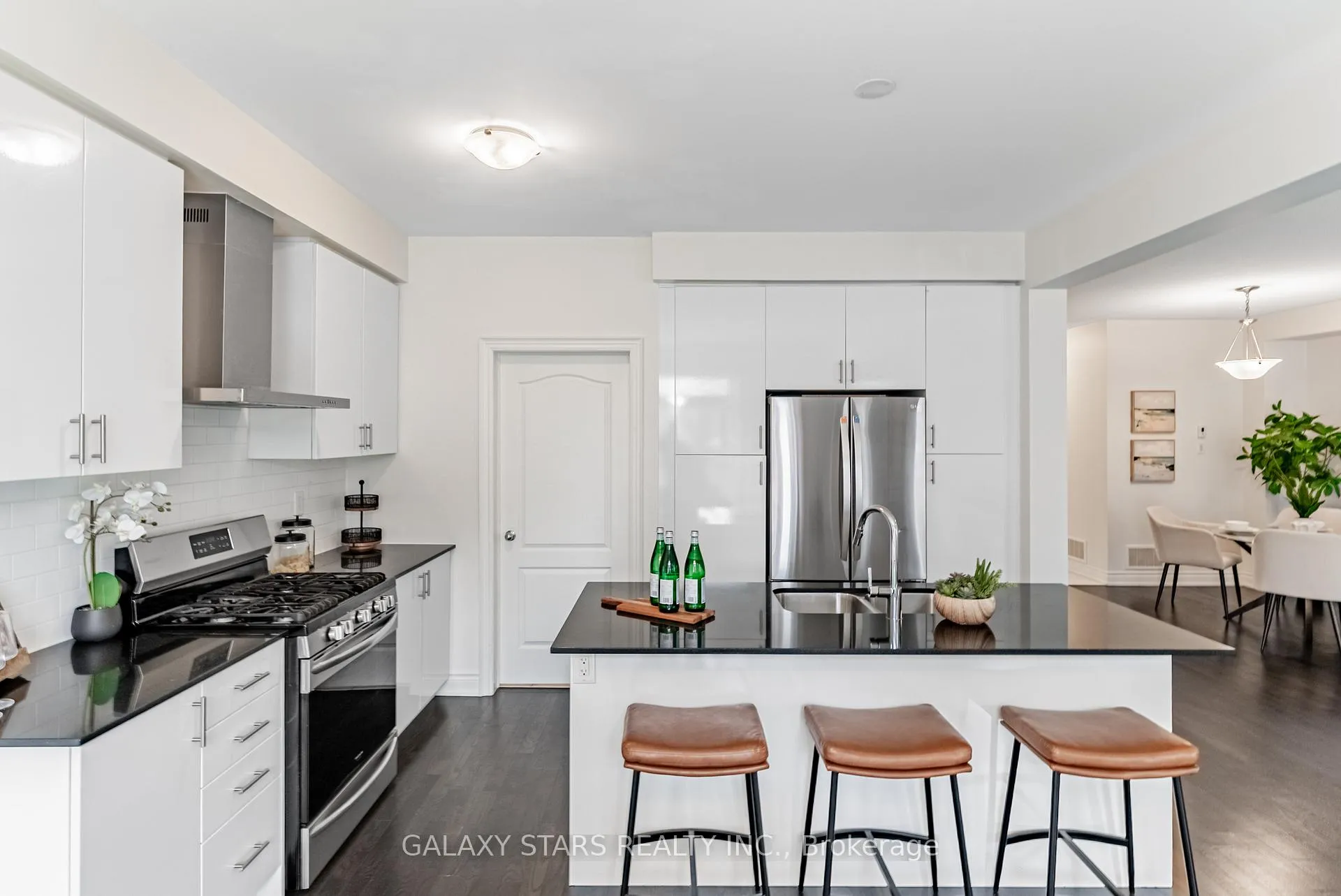 Photo 14 of 1226 Mcphedran Point, Milton, Ford — HOMEH