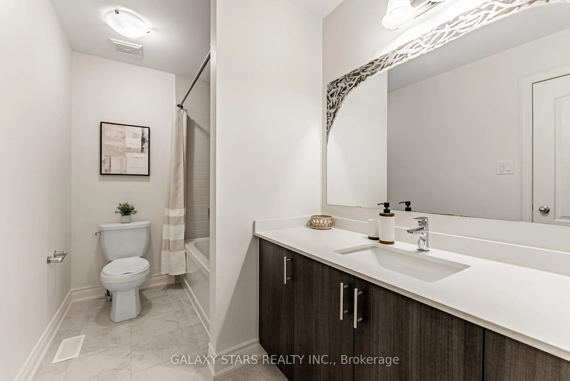 Photo 28 of 1226 Mcphedran Point, Milton, Ford — HOMEH
