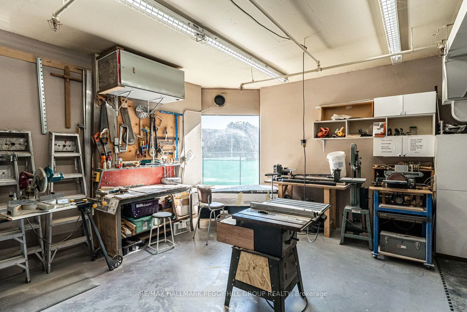 Photo 17 of Unit 803, 181 Collier Street, Barrie, North Shore — HOMEH