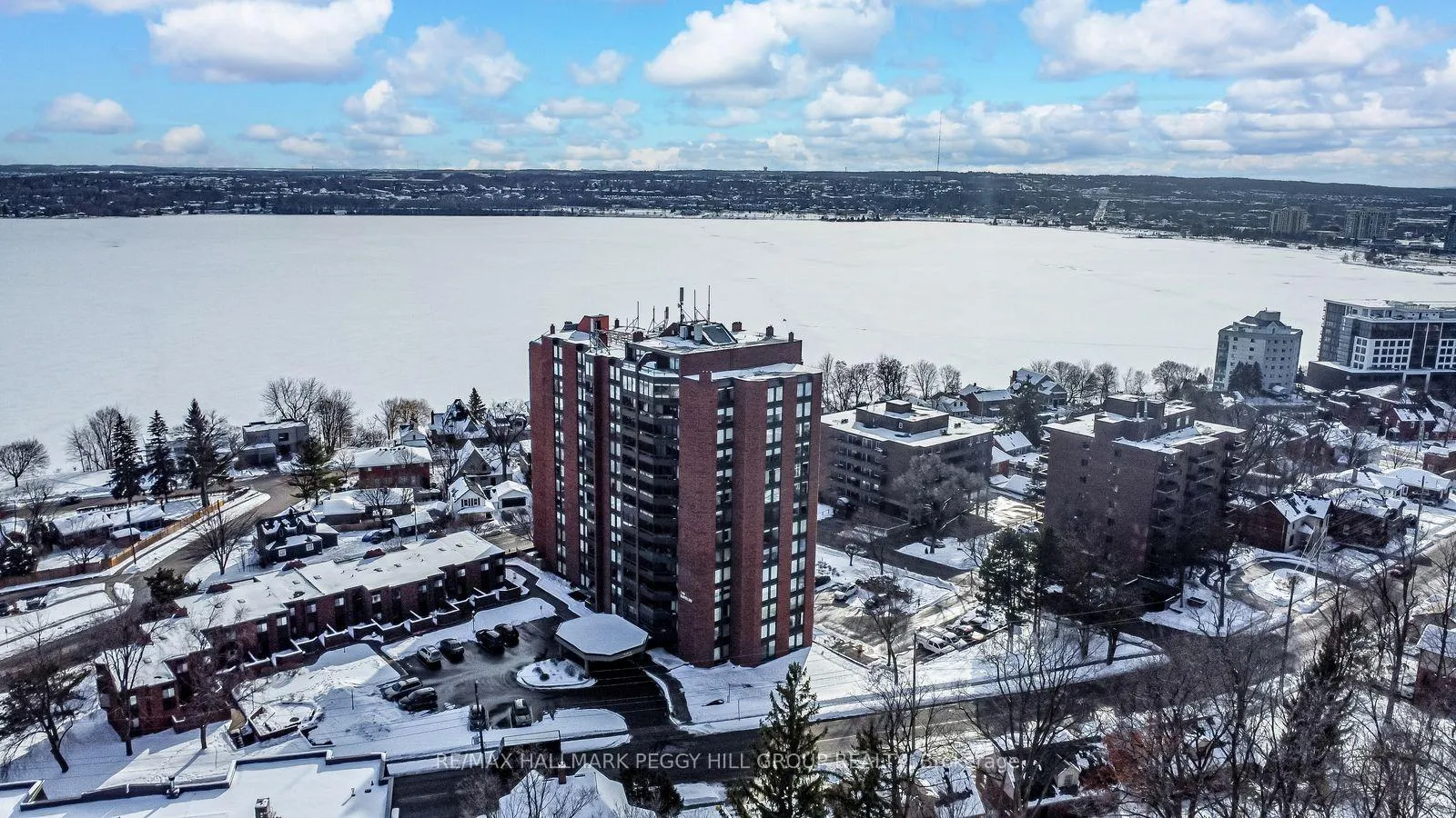 Photo 27 of Unit 803, 181 Collier Street, Barrie, North Shore — HOMEH