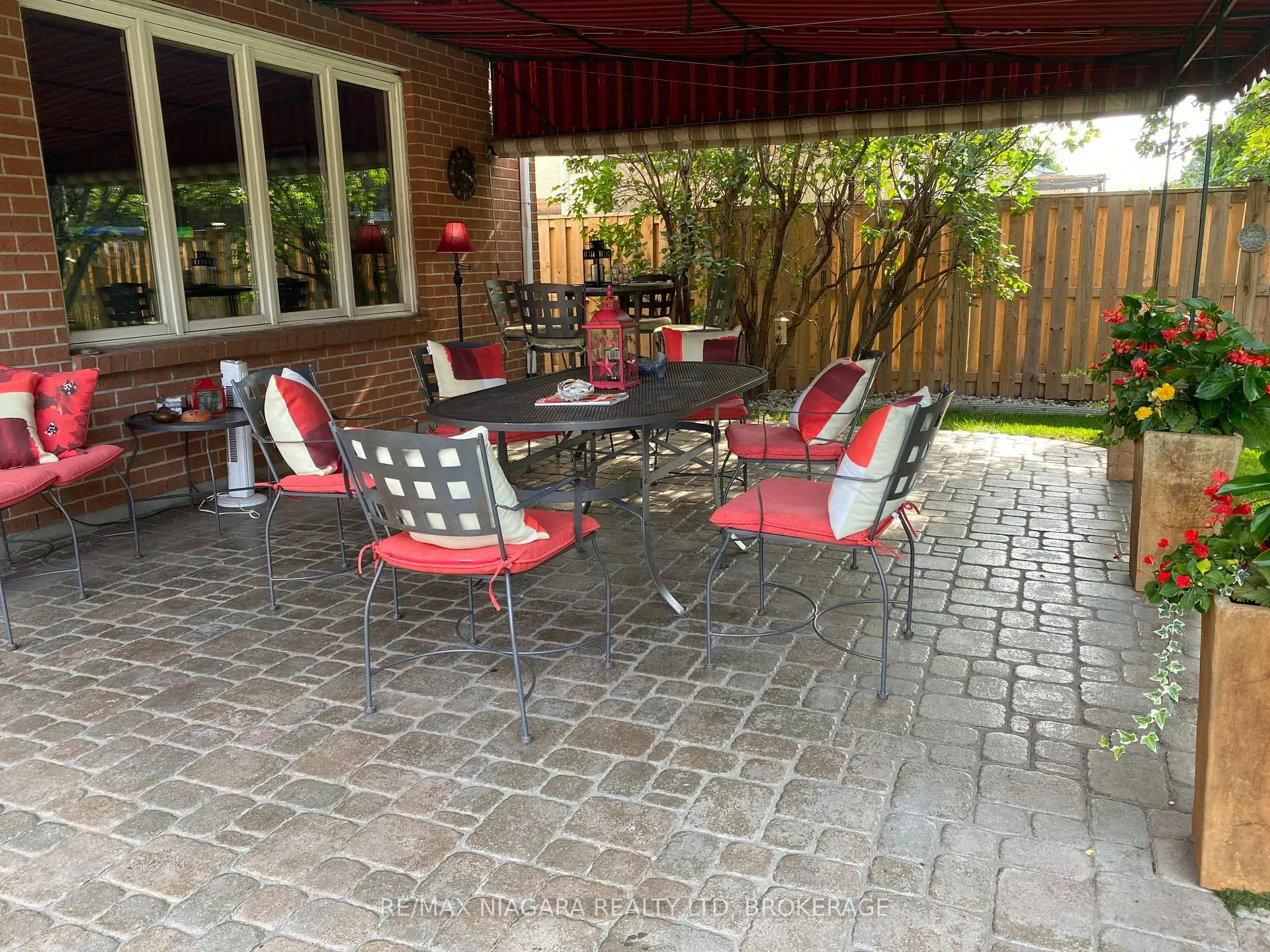 Photo 26 of 7874 Bishop Avenue, Niagara Falls, Mt. Carmel — HOMEH
