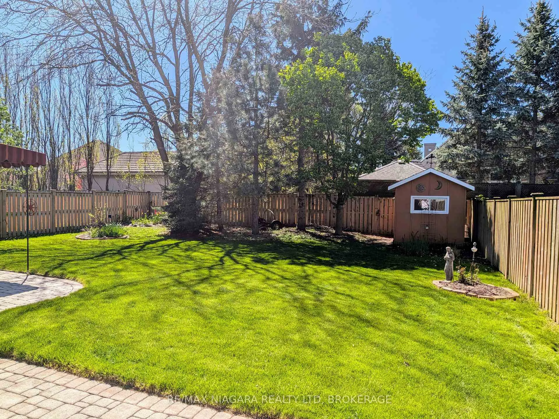 Photo 28 of 7874 Bishop Avenue, Niagara Falls, Mt. Carmel — HOMEH