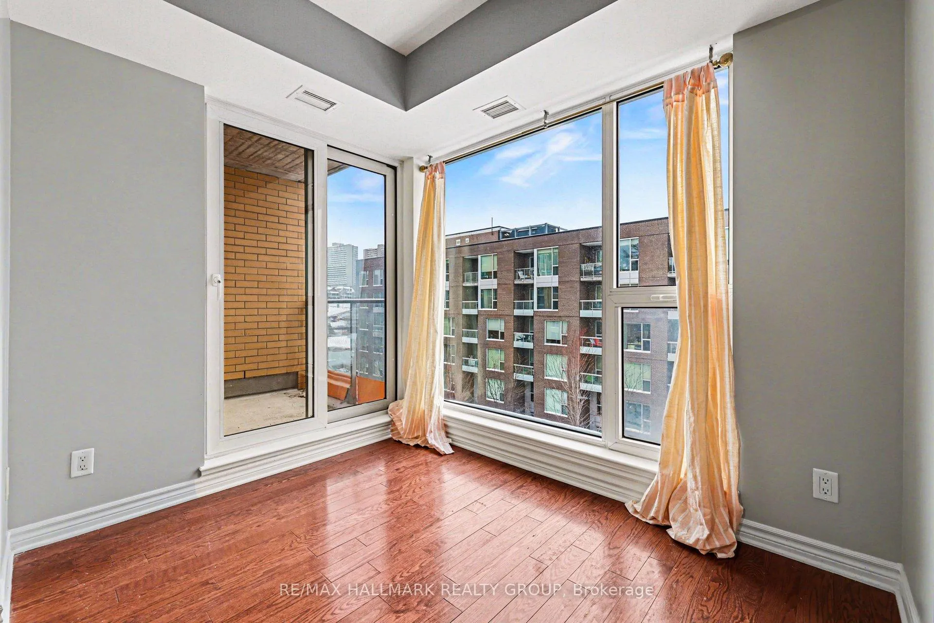 Photo 7 of Unit 510, 250 lett Street, Ottawa, West Centre Town — HOMEH
