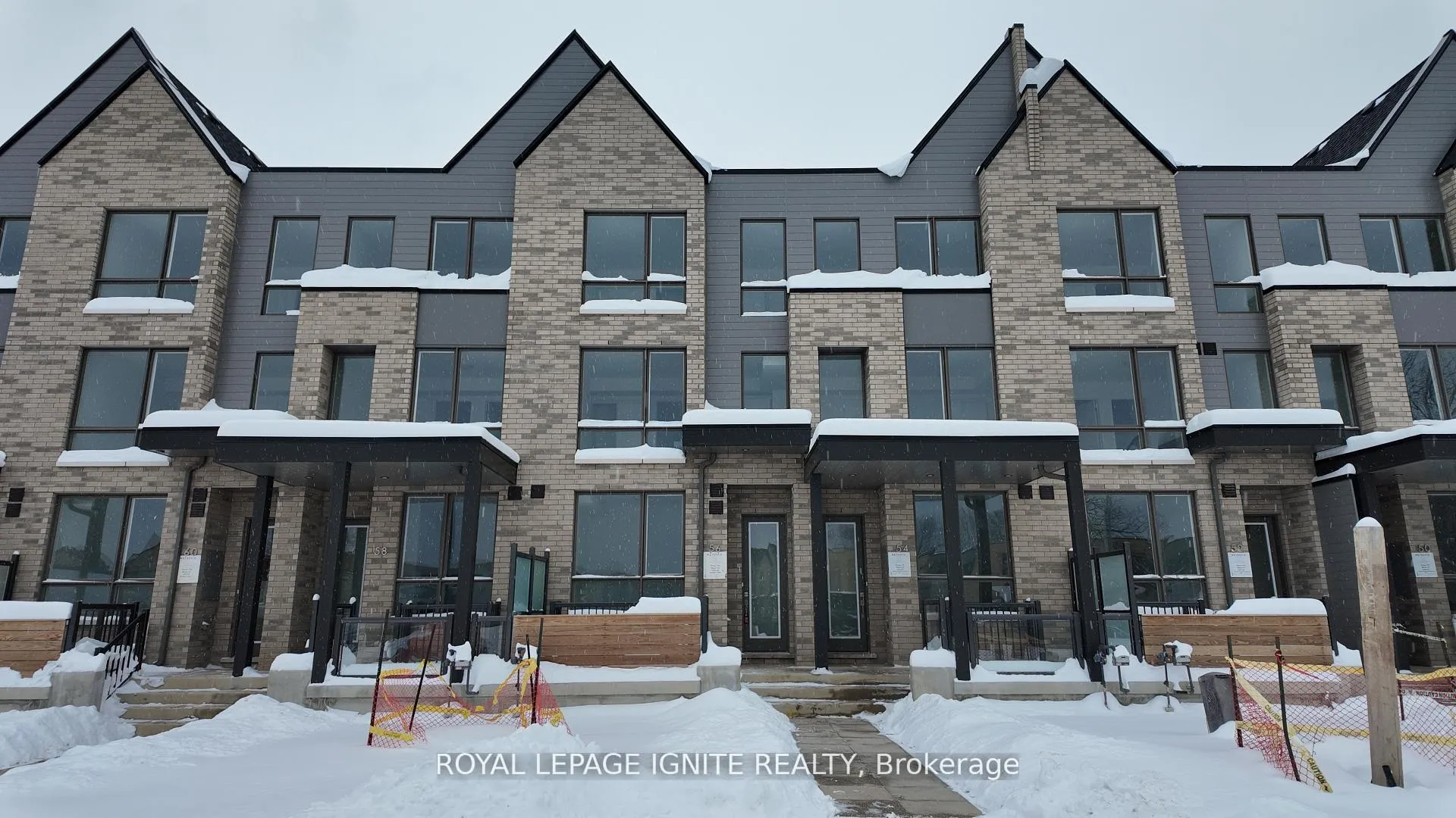 Front of 56 Green Gardens Boulevard