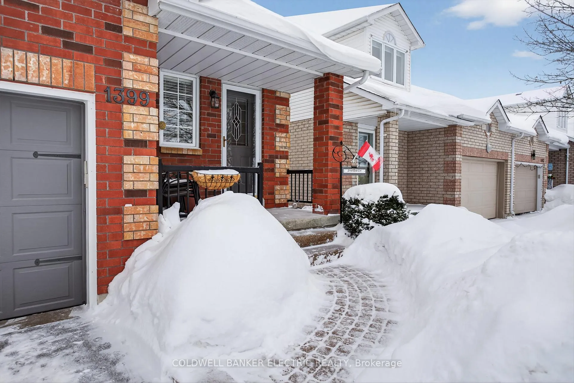 Photo 2 of 1399 Lillico Crescent, Peterborough, Monaghan Ward 2 — HOMEH