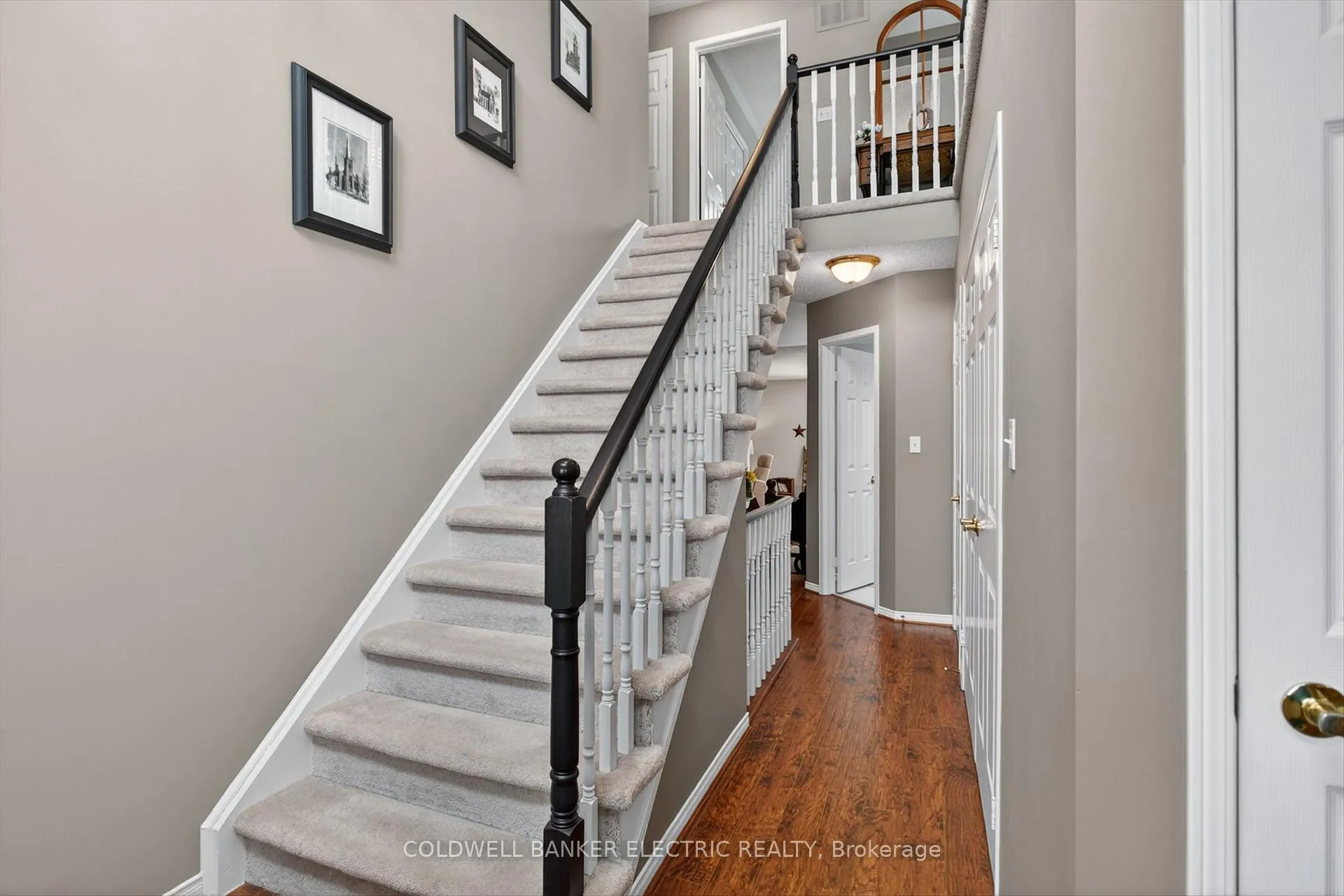 Photo 4 of 1399 Lillico Crescent, Peterborough, Monaghan Ward 2 — HOMEH