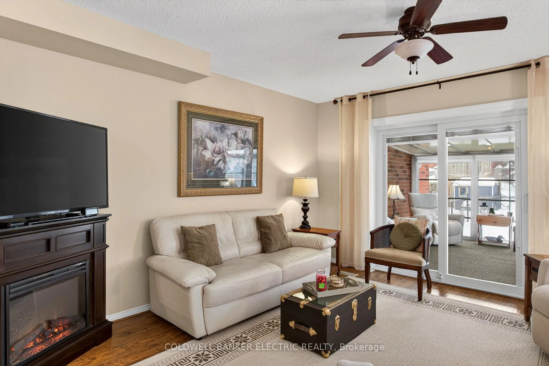 Photo 7 of 1399 Lillico Crescent, Peterborough, Monaghan Ward 2 — HOMEH