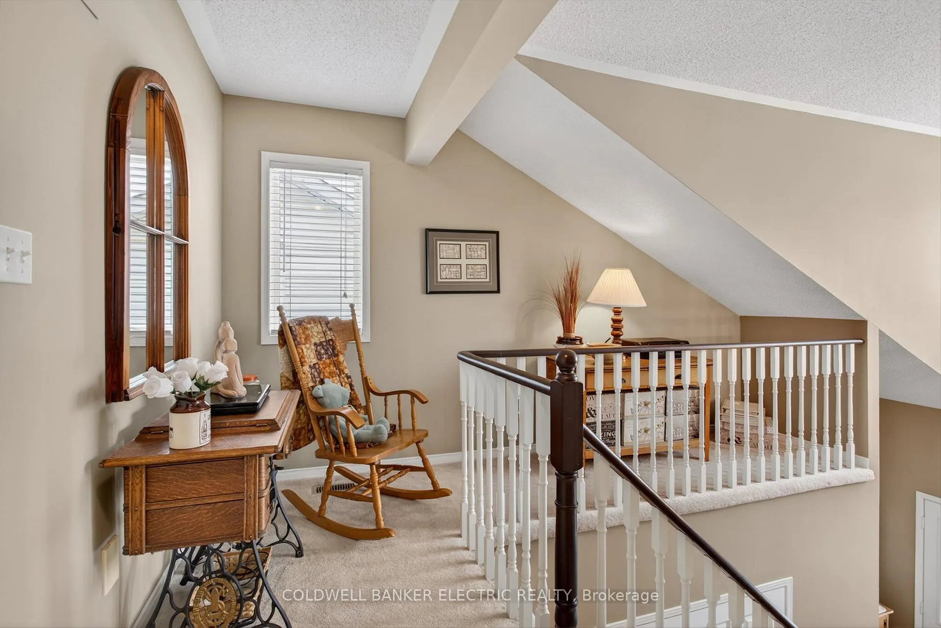 Photo 13 of 1399 Lillico Crescent, Peterborough, Monaghan Ward 2 — HOMEH