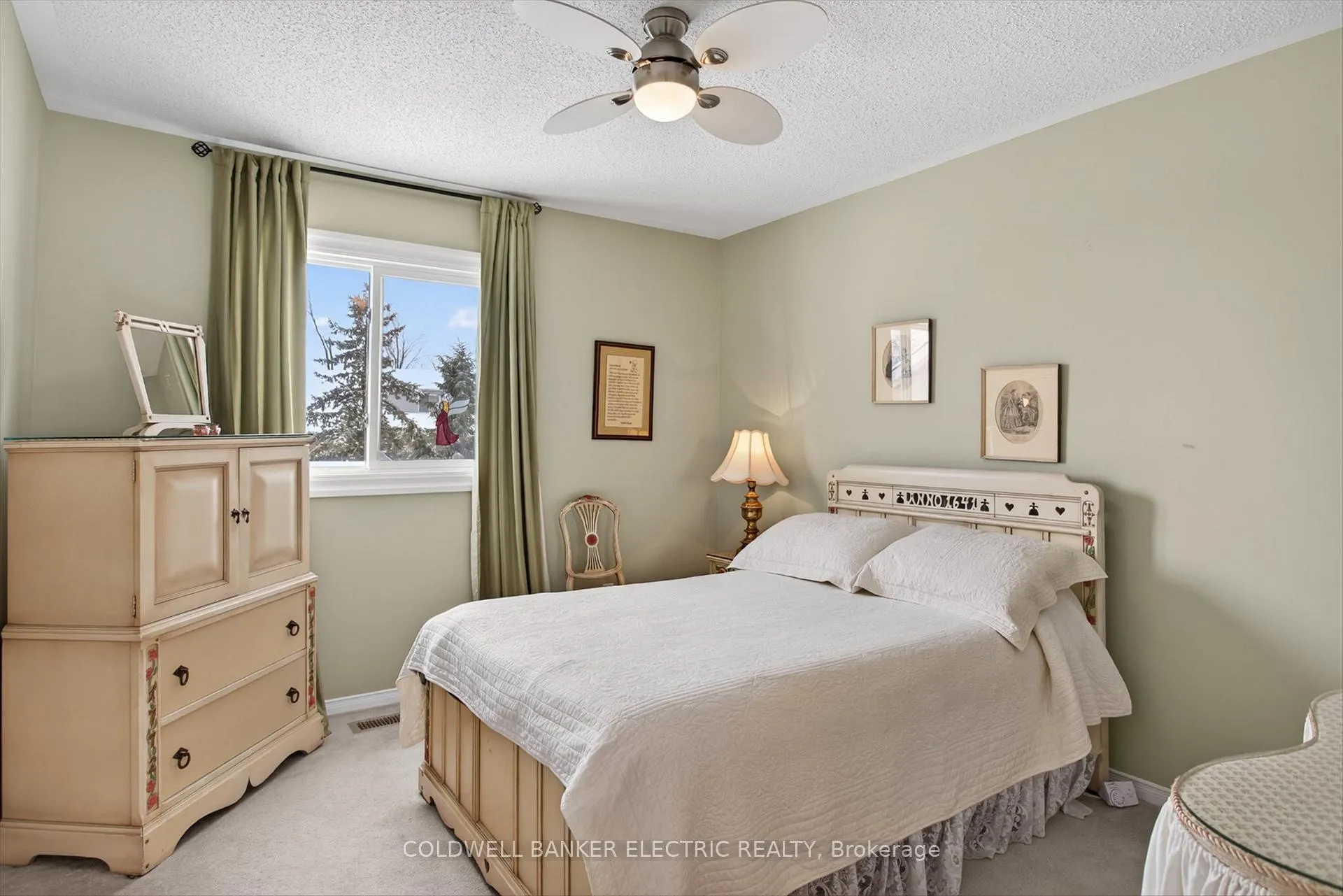 Photo 14 of 1399 Lillico Crescent, Peterborough, Monaghan Ward 2 — HOMEH