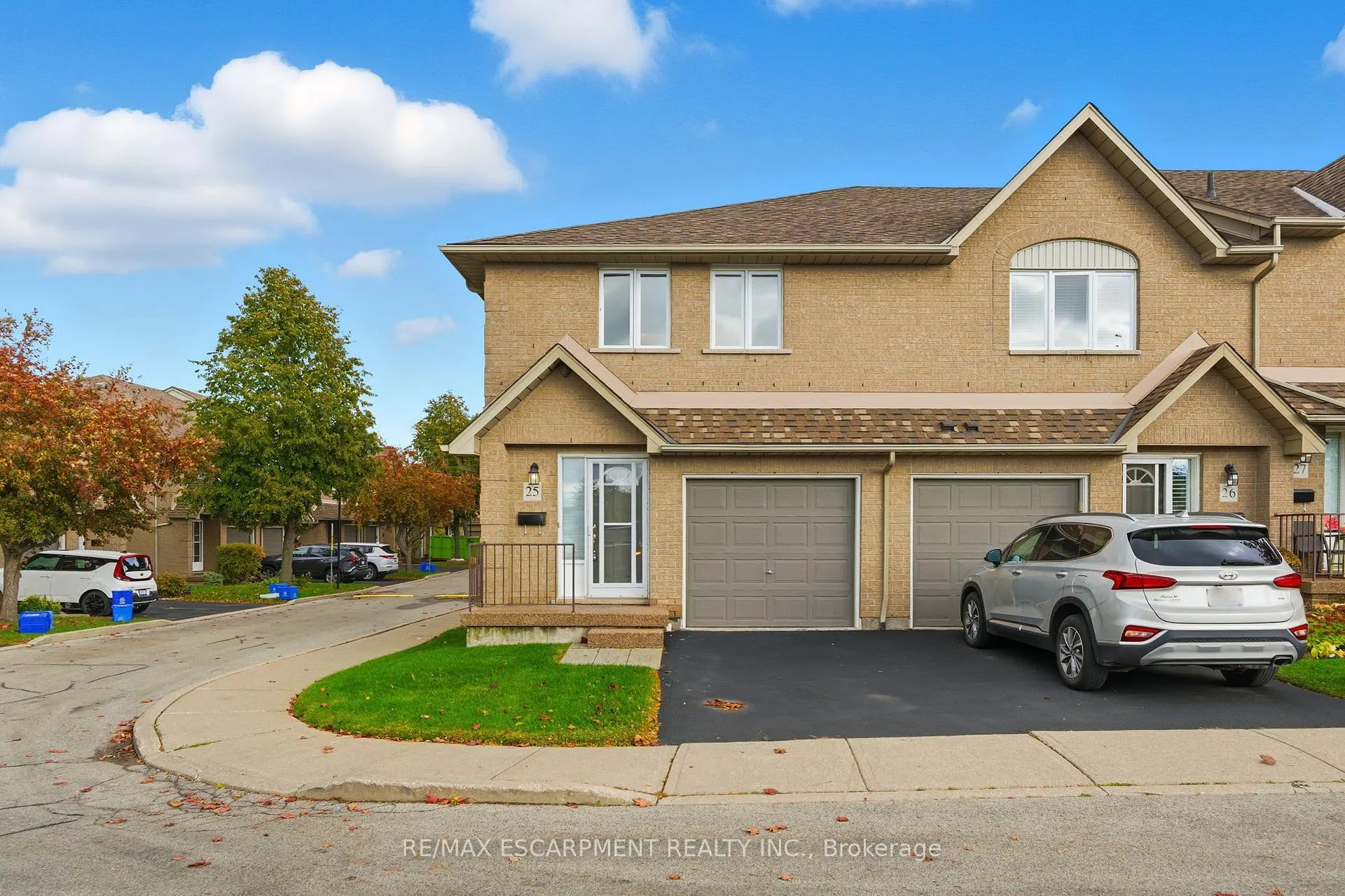 Photo 1 of Unit 25, 100 Vineberg Drive, Hamilton, Allison — HOMEH
