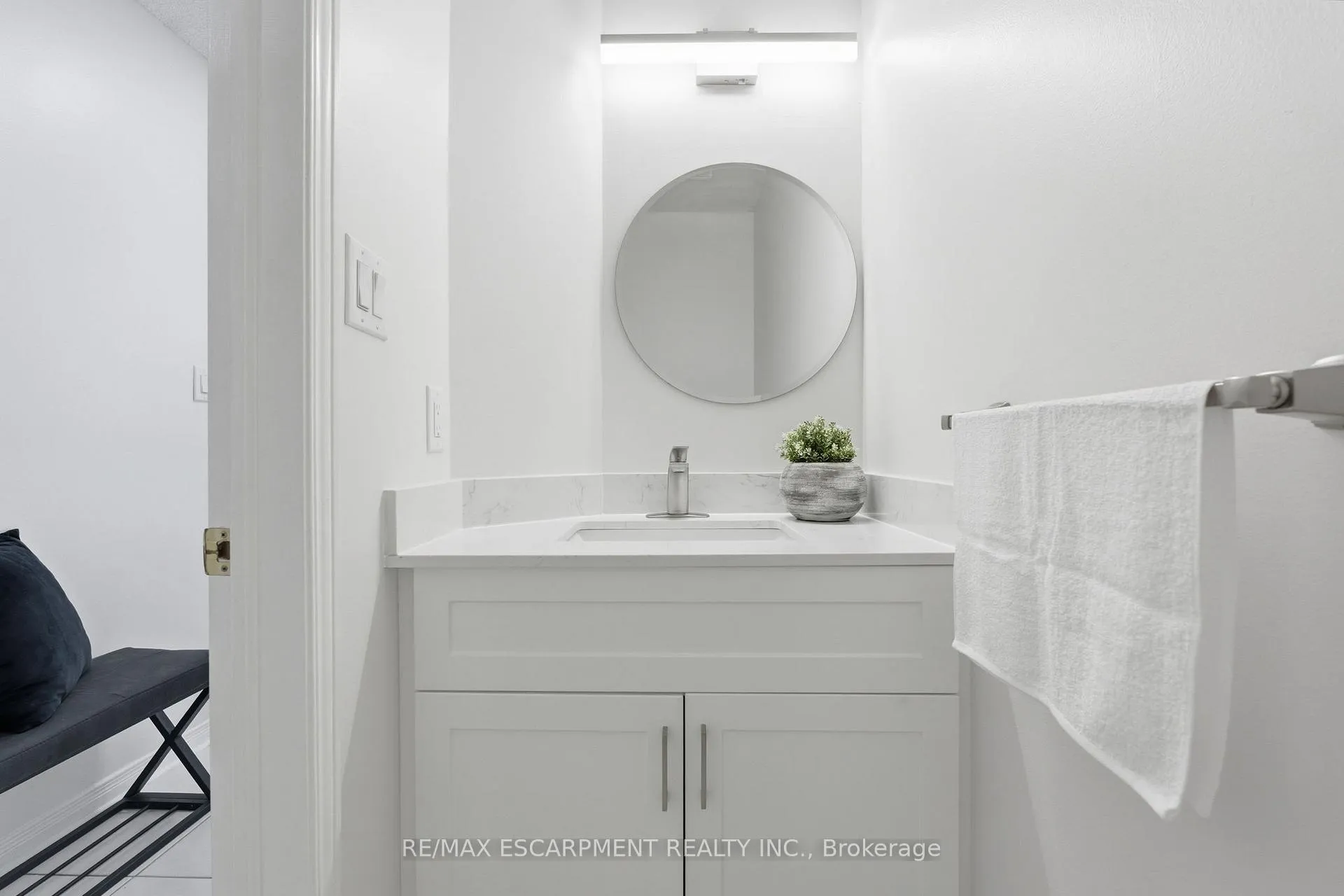 Photo 5 of Unit 25, 100 Vineberg Drive, Hamilton, Allison — HOMEH