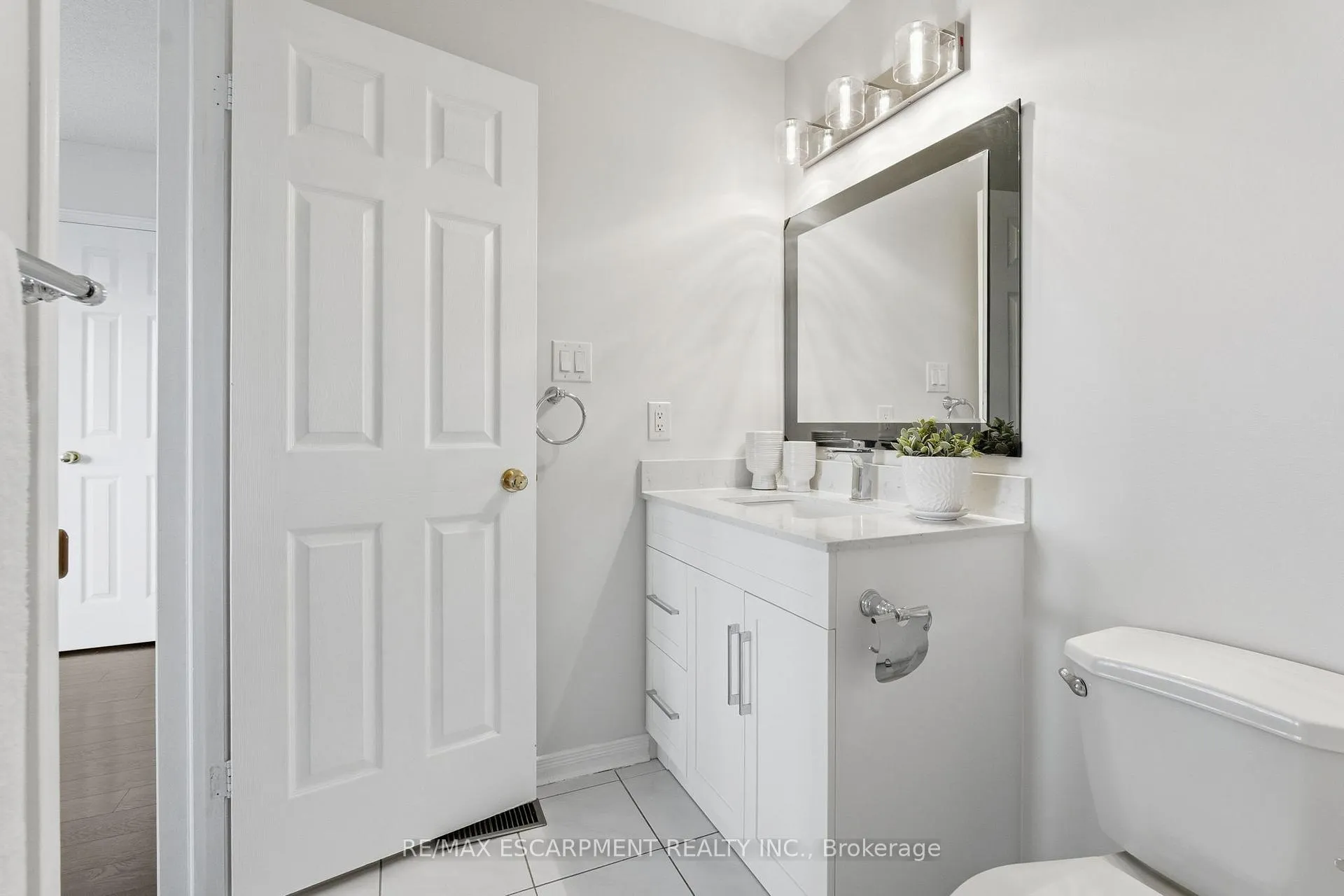 Photo 31 of Unit 25, 100 Vineberg Drive, Hamilton, Allison — HOMEH