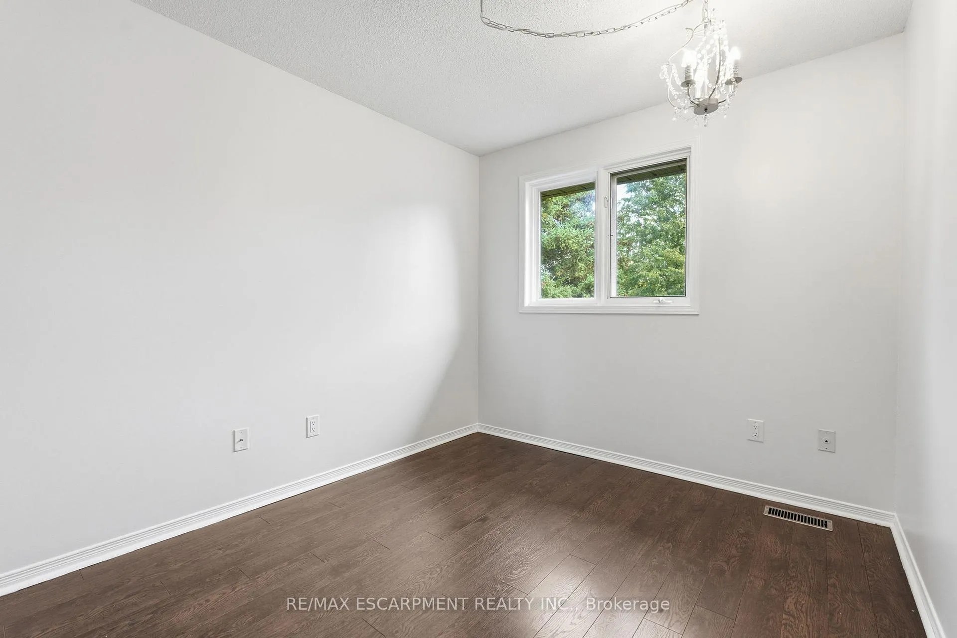 Photo 36 of Unit 25, 100 Vineberg Drive, Hamilton, Allison — HOMEH
