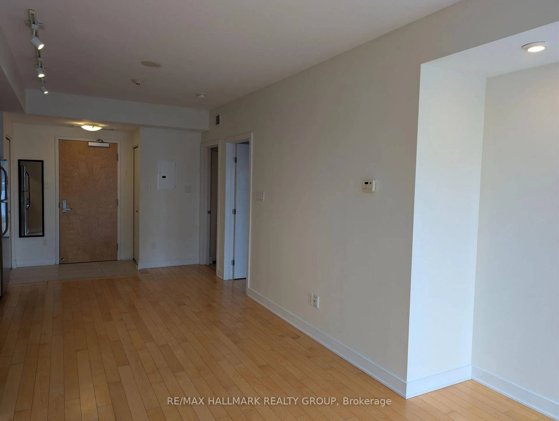 Photo 10 of Unit 408, 179 Metcalfe Street, Ottawa, Ottawa Centre — HOMEH