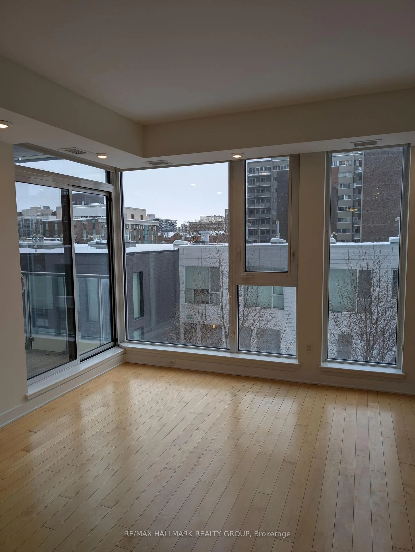 Photo 11 of Unit 408, 179 Metcalfe Street, Ottawa, Ottawa Centre — HOMEH