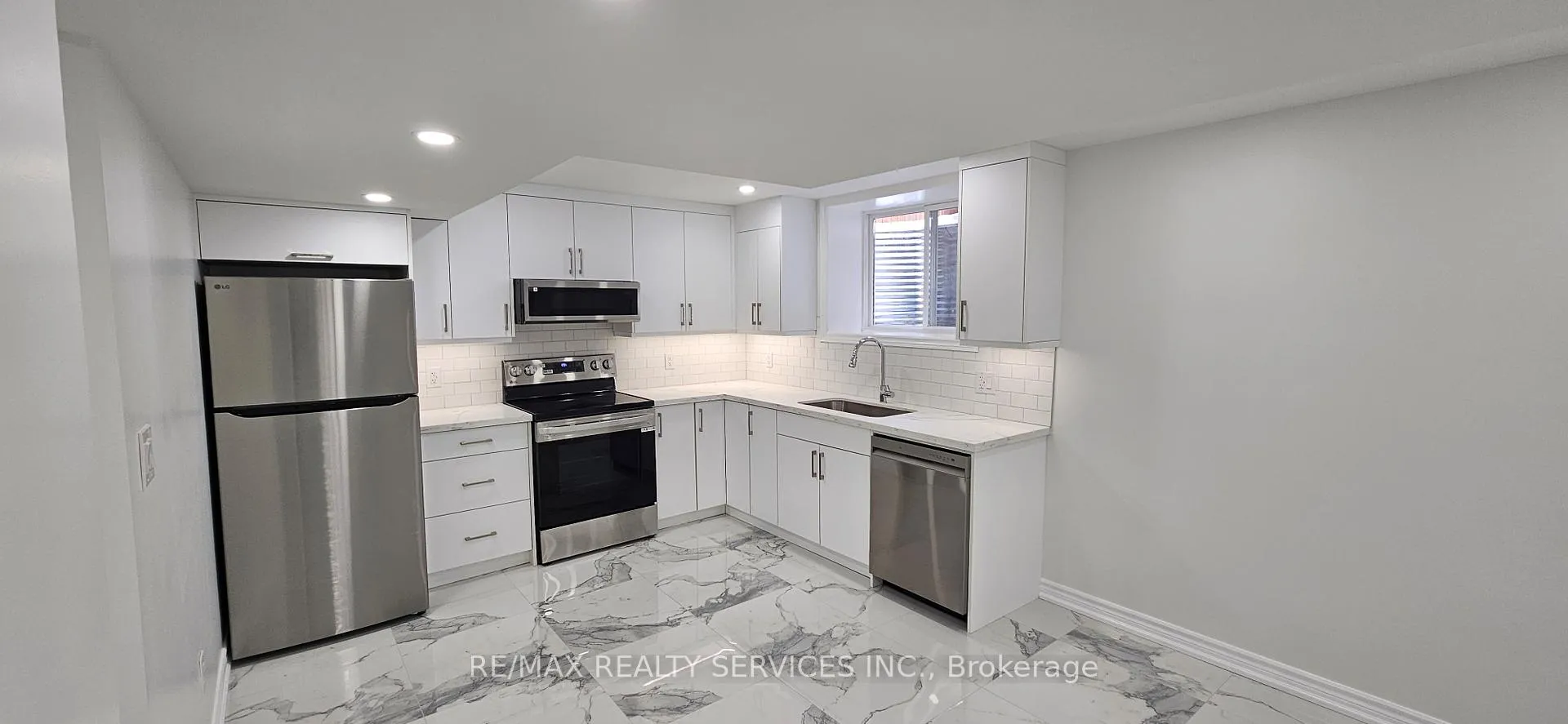 Photo 4 of 15163 Danby Road, Halton Hills, Georgetown — HOMEH
